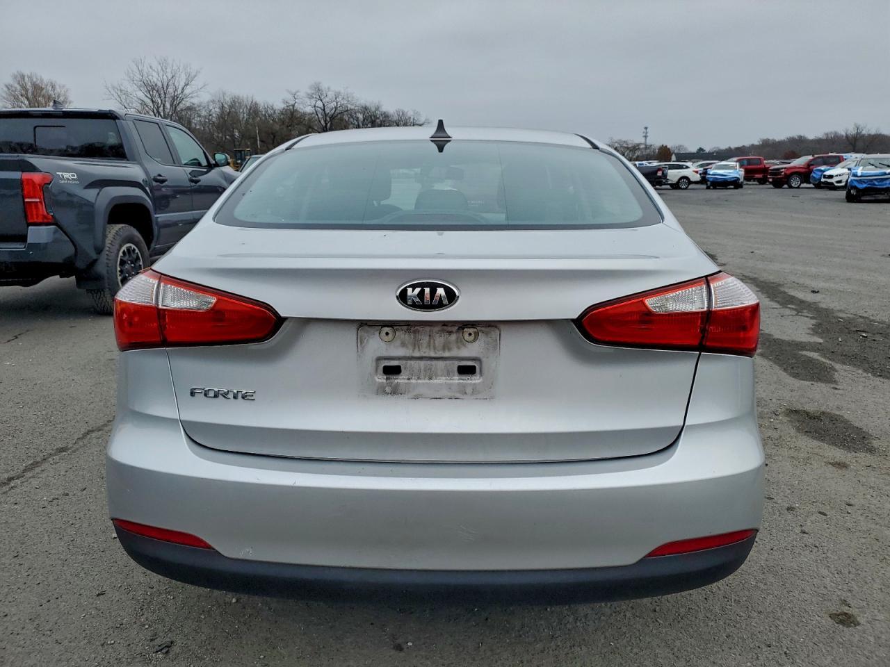 2016 Kia Forte Lx - Image 6