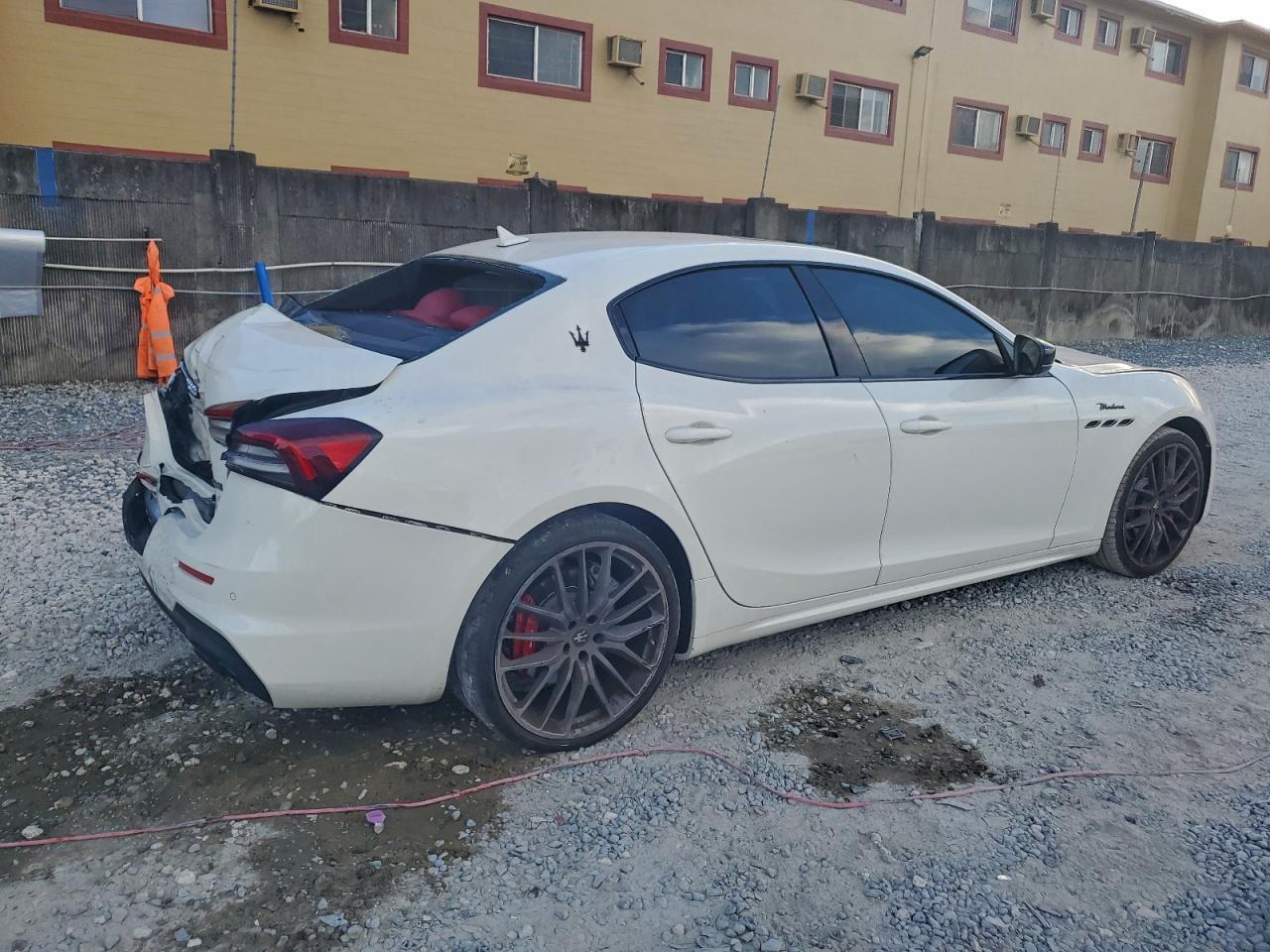 2023 Maserati Ghibli Modena - Image 3