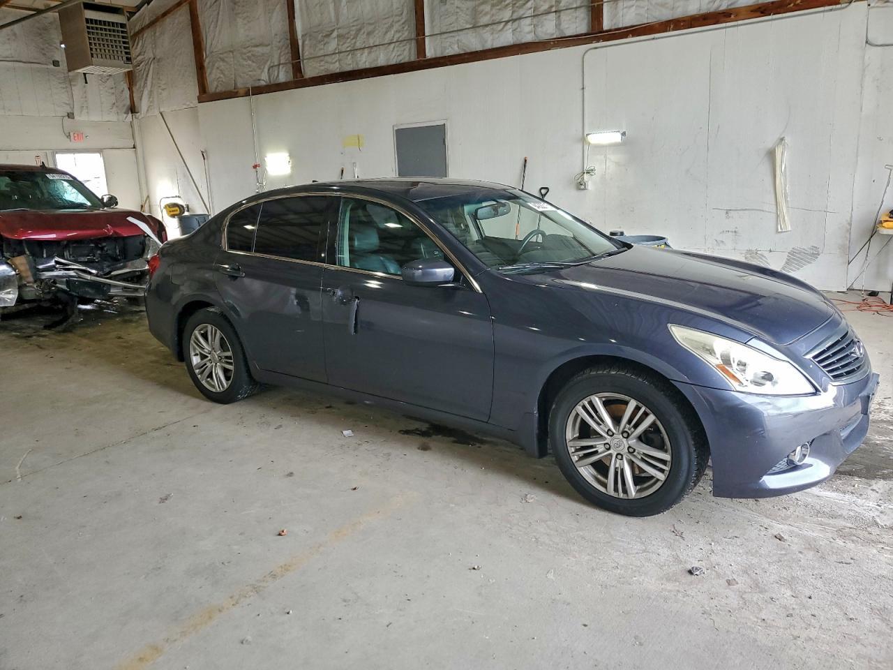 2011 Infiniti G25 - Image 4