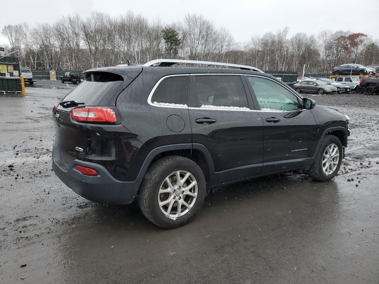 2016 Jeep Cherokee Latitude - Фото 3