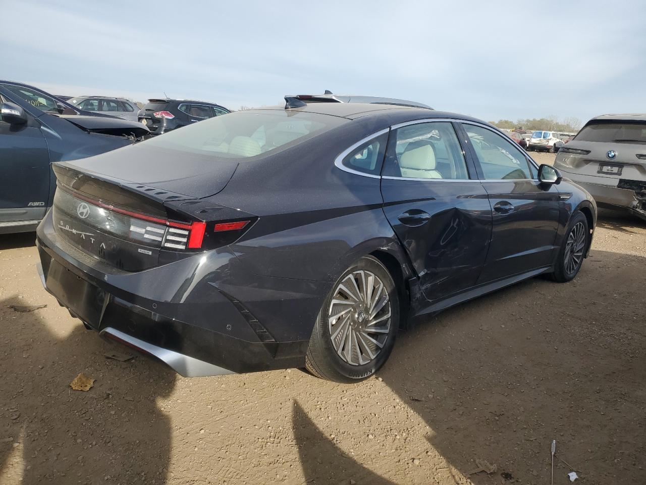 2025 Hyundai Sonata Hybrid - Фото 3