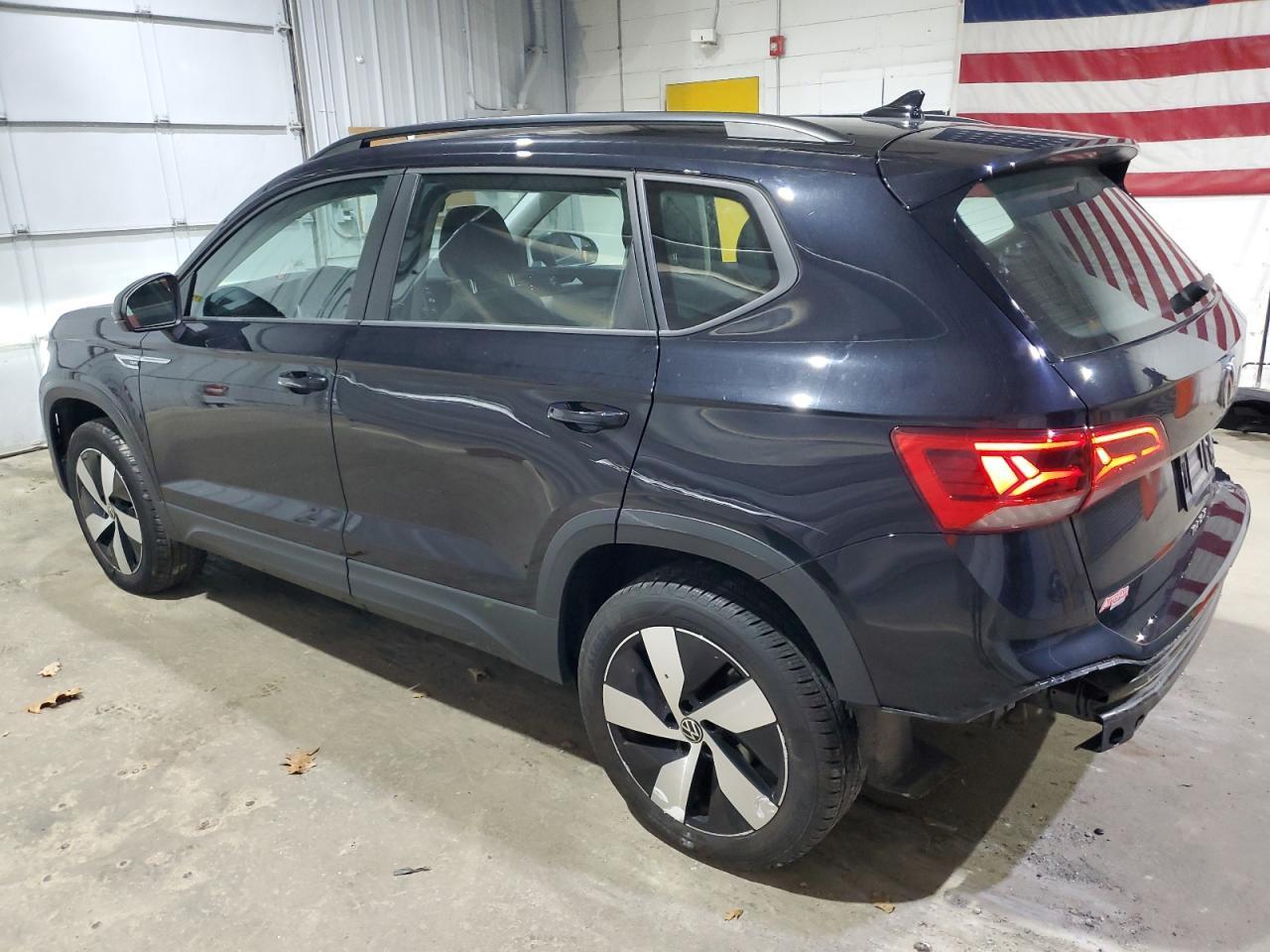 2023 Volkswagen Taos S - Фото 2