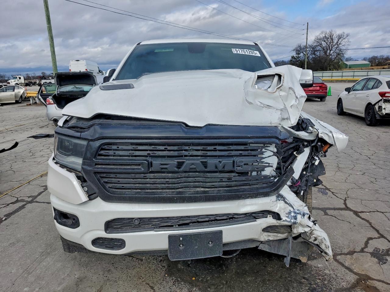 2020 Ram 1500 Laramie - Image 5