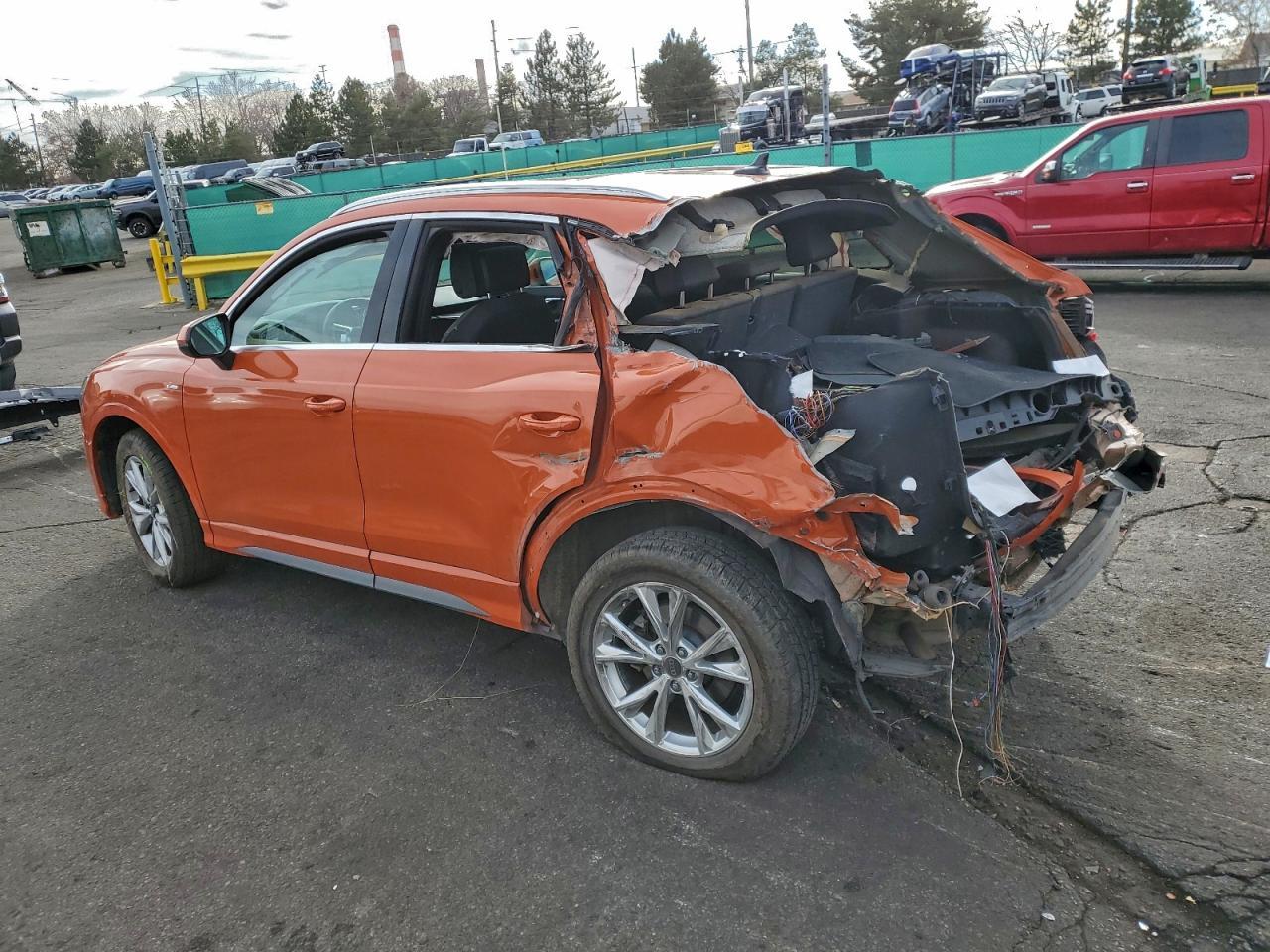 2022 Audi Q3 Premium S Line 45 - Фото 2