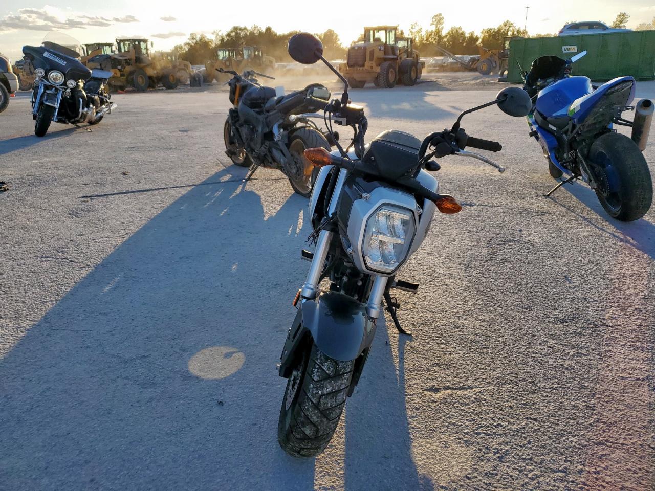 2023 Honda Grom 125 - Image 2