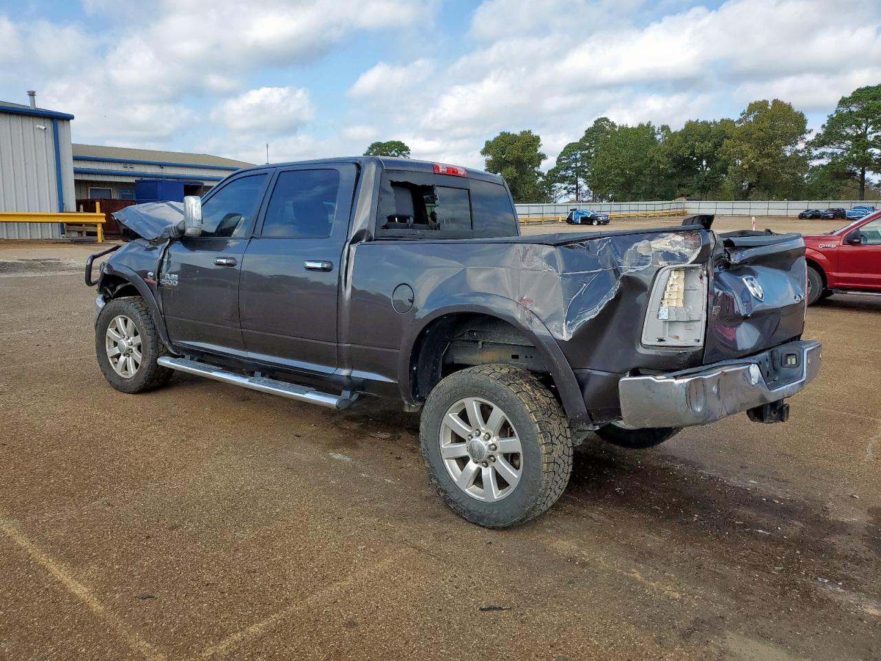 2016 Ram 2500 Laramie - Image 2