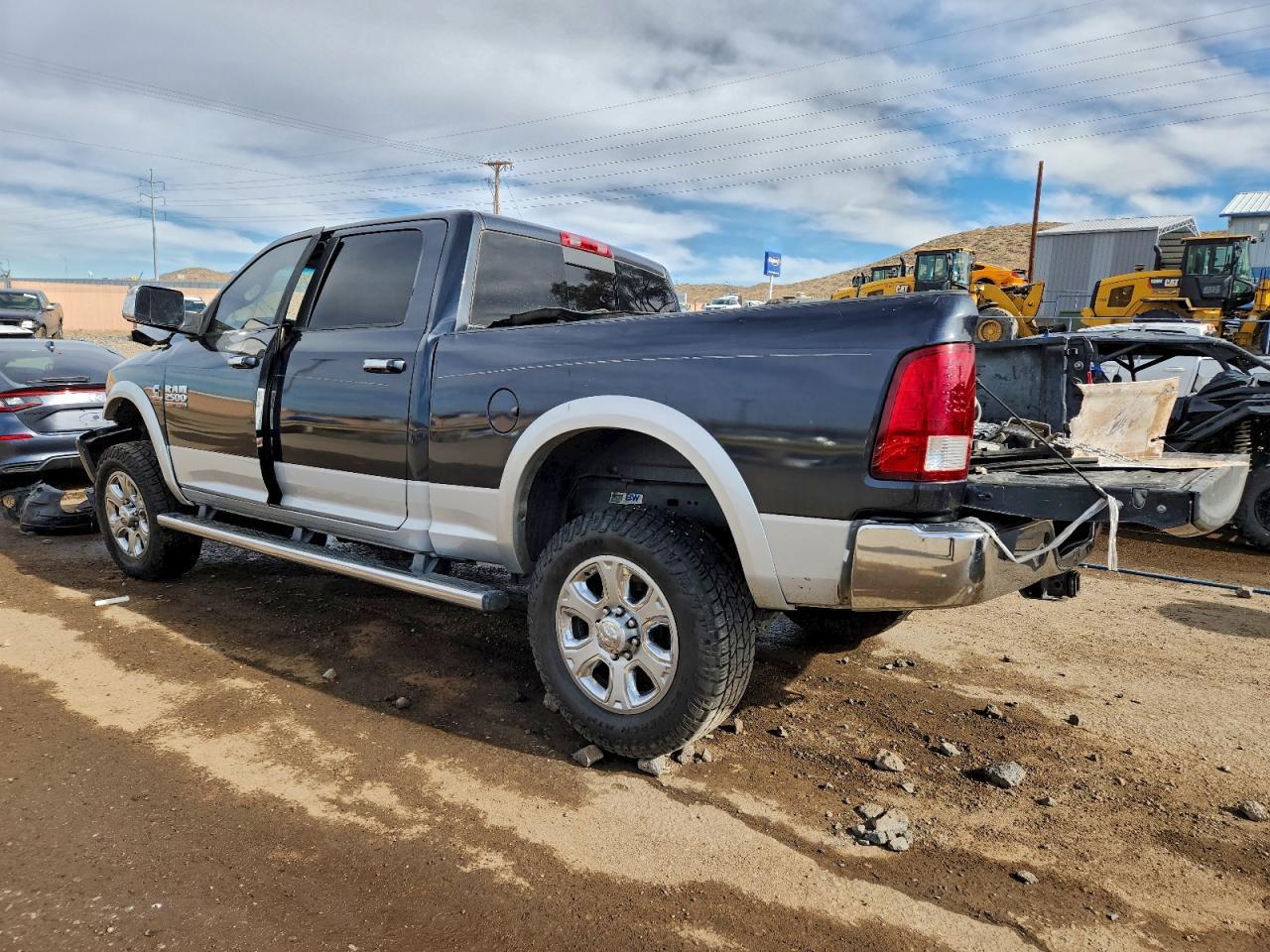 2015 Ram 2500 Laramie - Фото 2