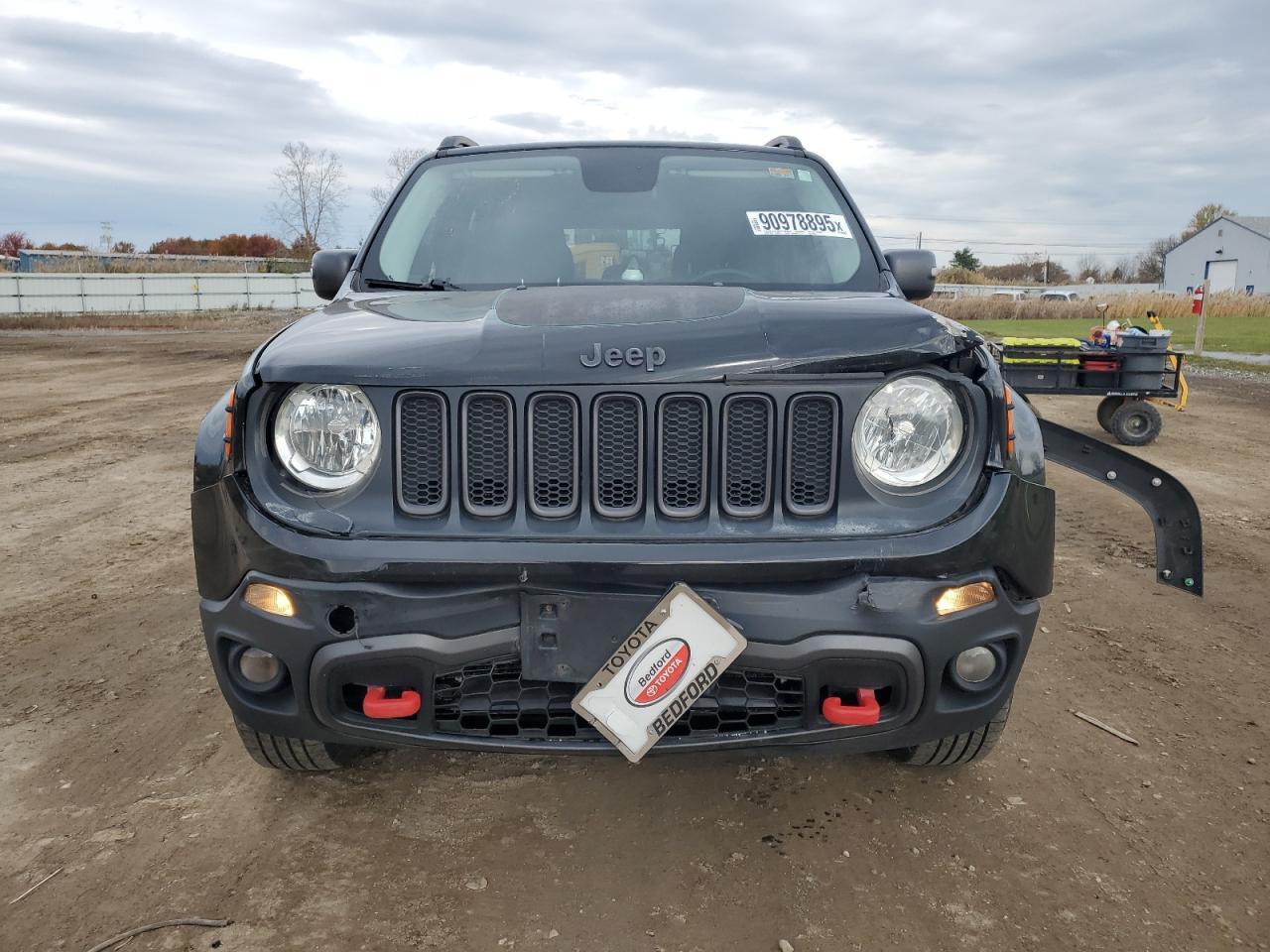 2017 Jeep Renegade Trailhawk - Фото 5