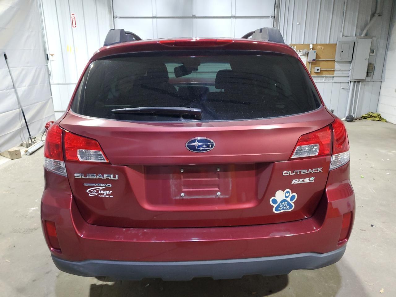 2013 Subaru Outback 2.5I Premium - Image 6