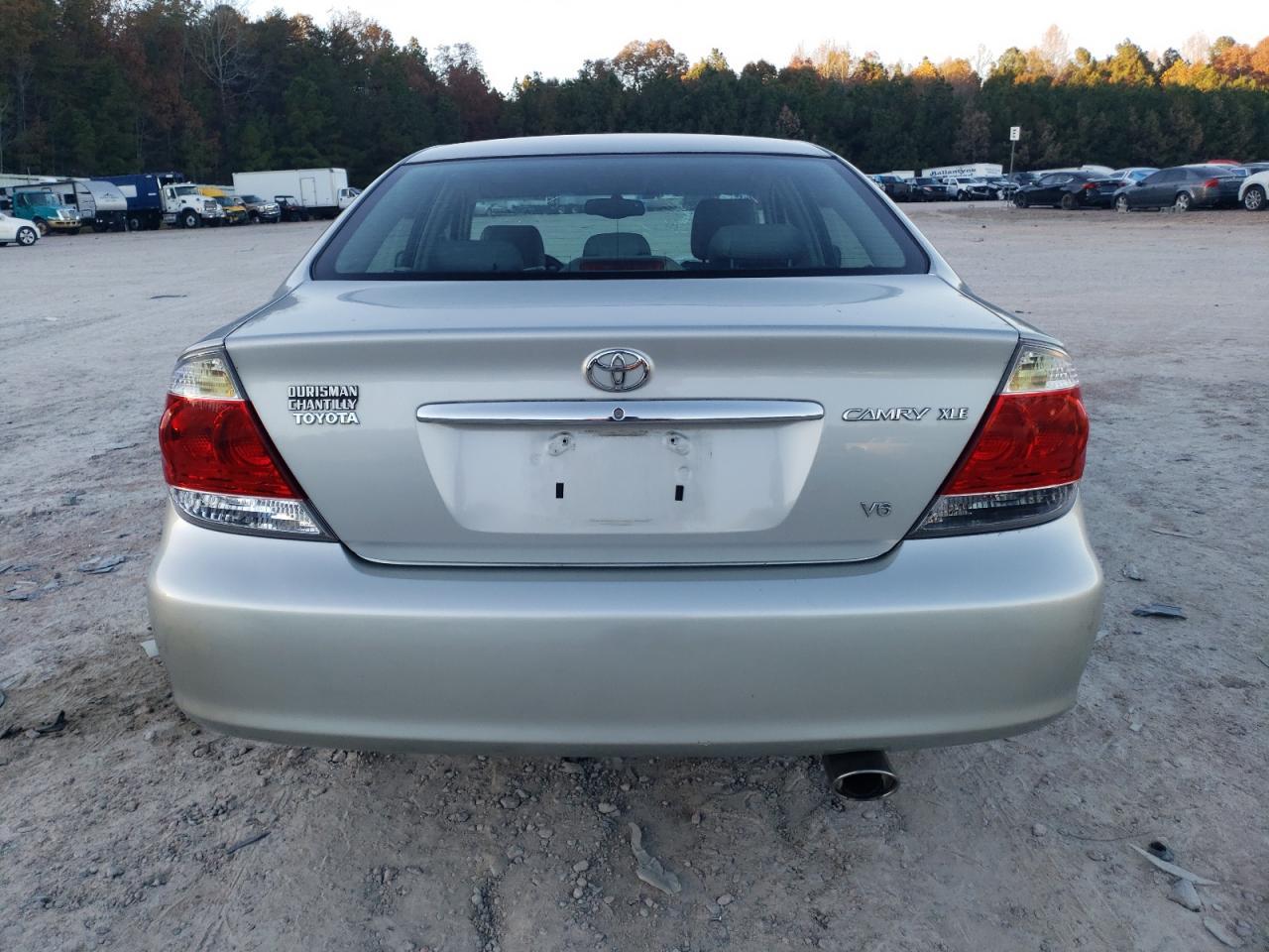 2005 Toyota Camry Le - Фото 6