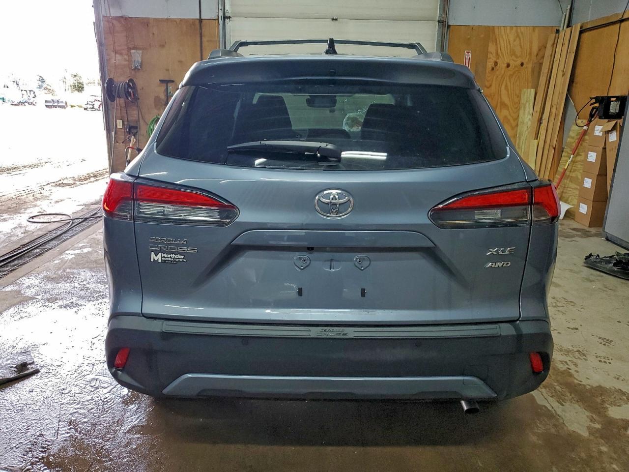 2025 Toyota Corolla Cross Xle - Фото 6