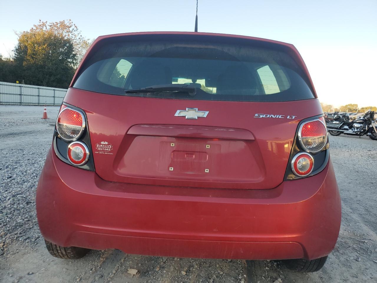 2014 Chevrolet Sonic Lt - Фото 6