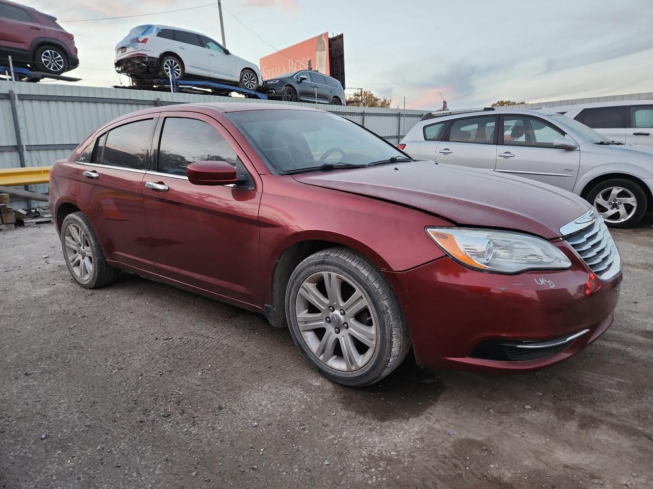 2011 Chrysler 200 Touring - Image 4