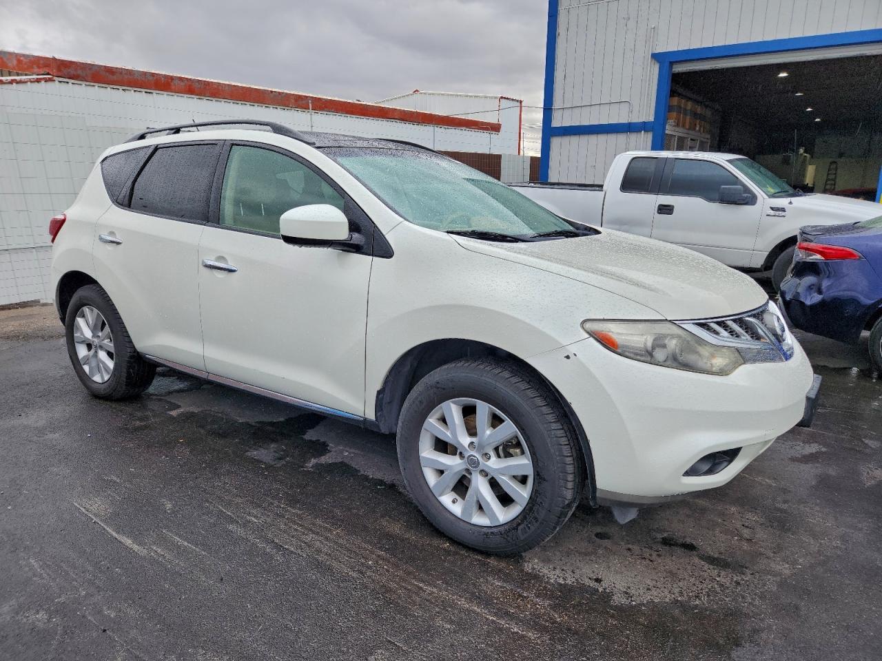 2011 Nissan Murano S - Фото 4