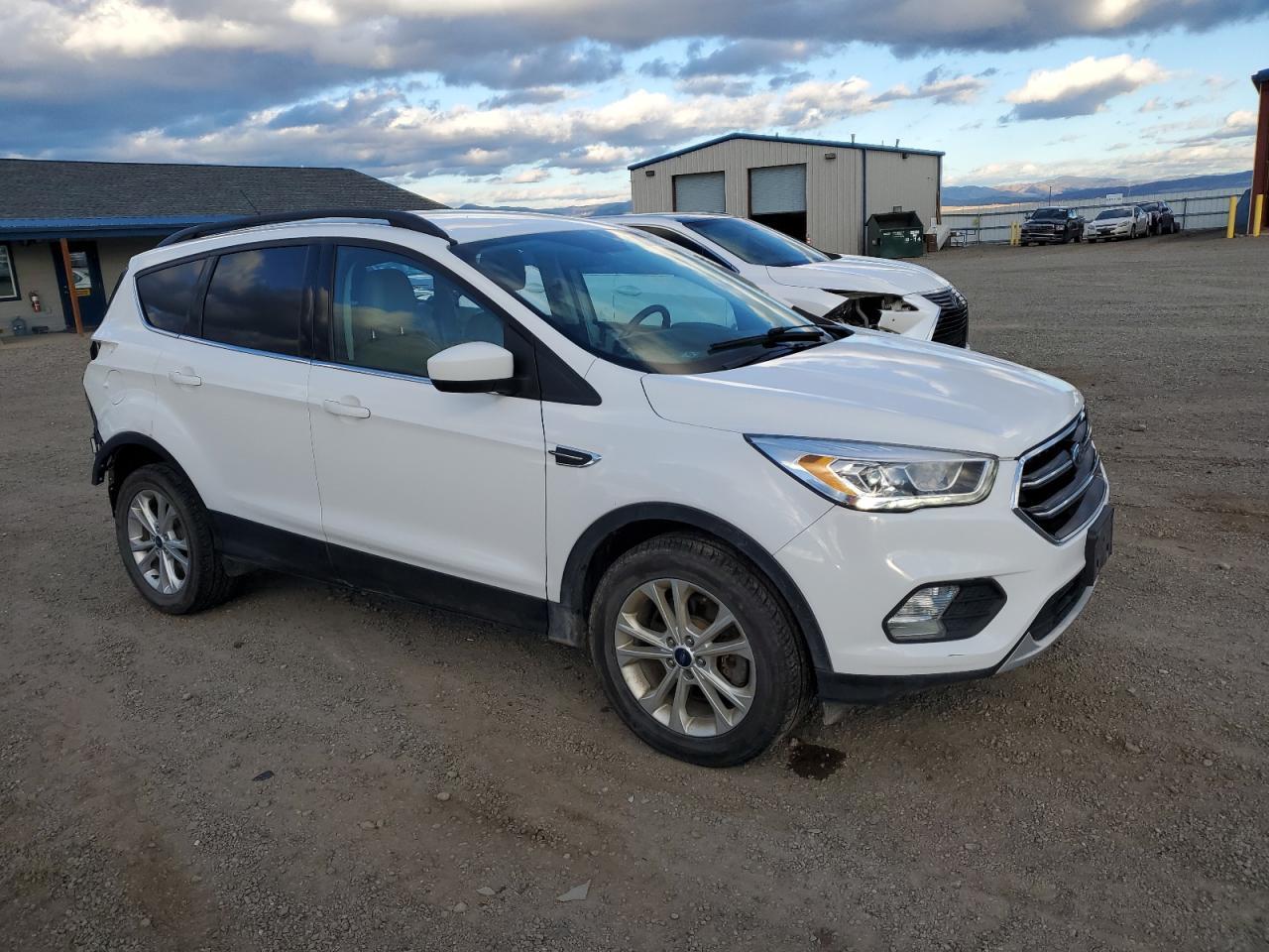 2017 Ford Escape Se - Фото 4