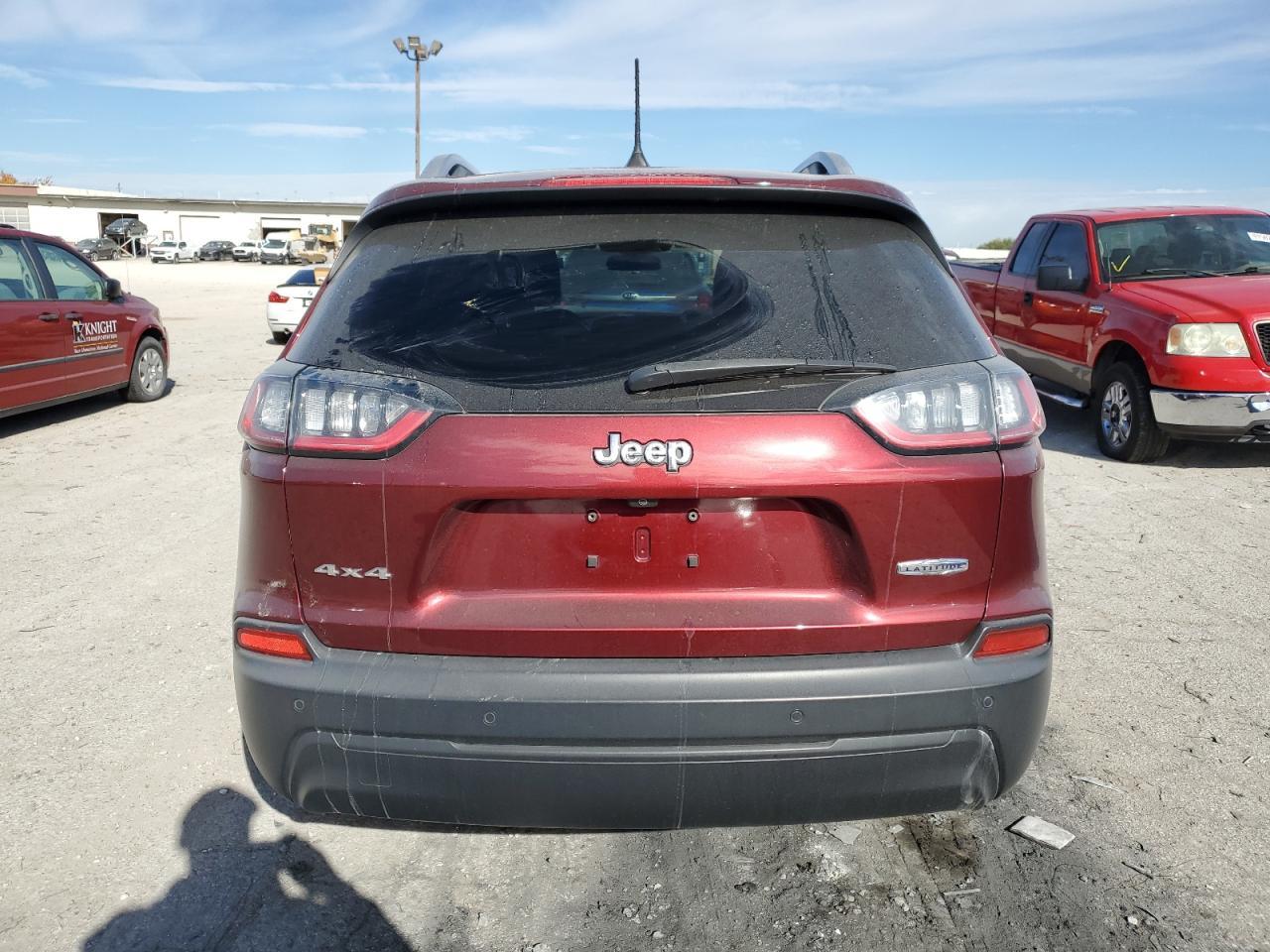 2019 Jeep Cherokee Latitude Plus - Image 6
