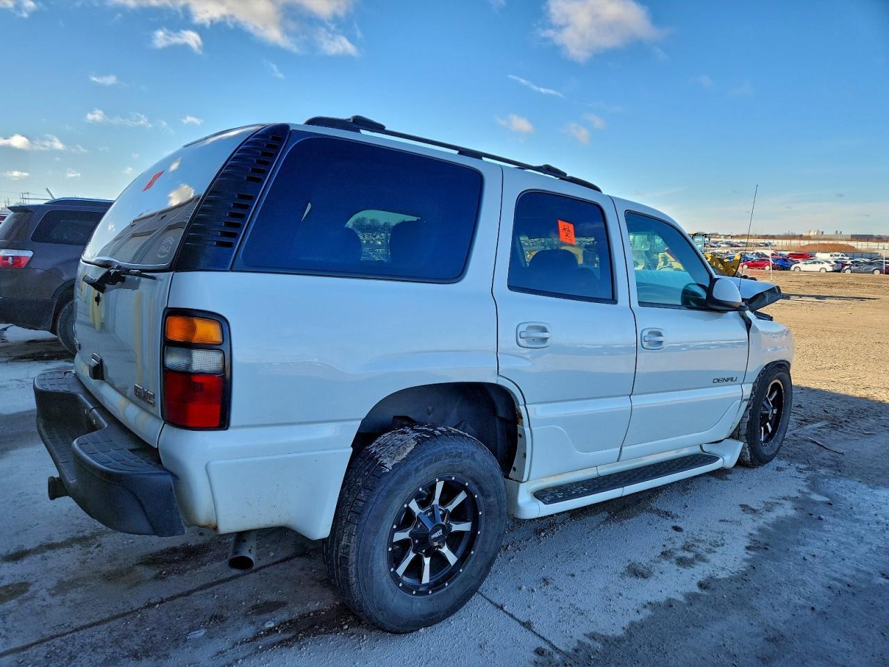 2005 GMC Yukon Denali - Фото 3