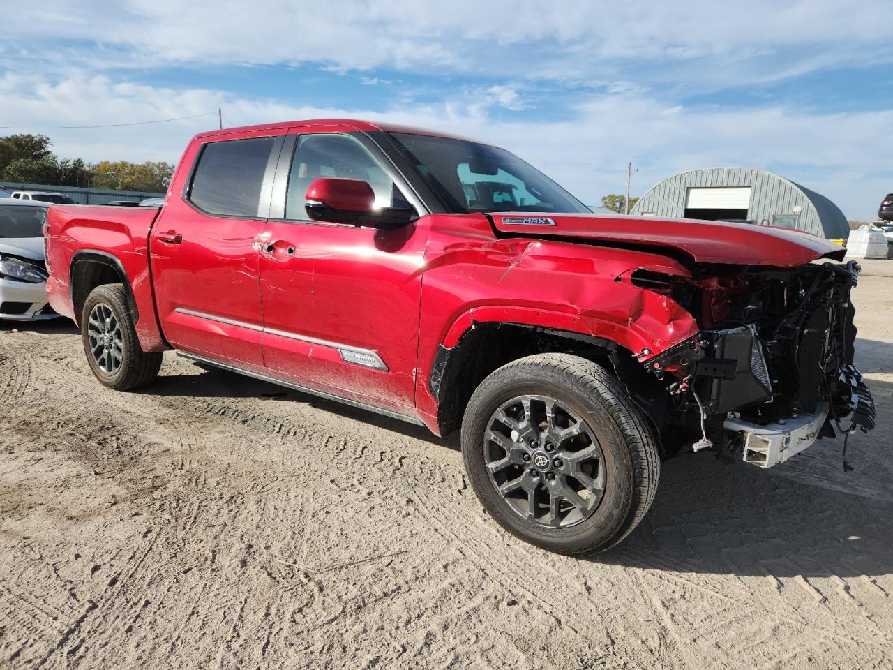 2025 Toyota Tundra Crewmax Platinum - Фото 4