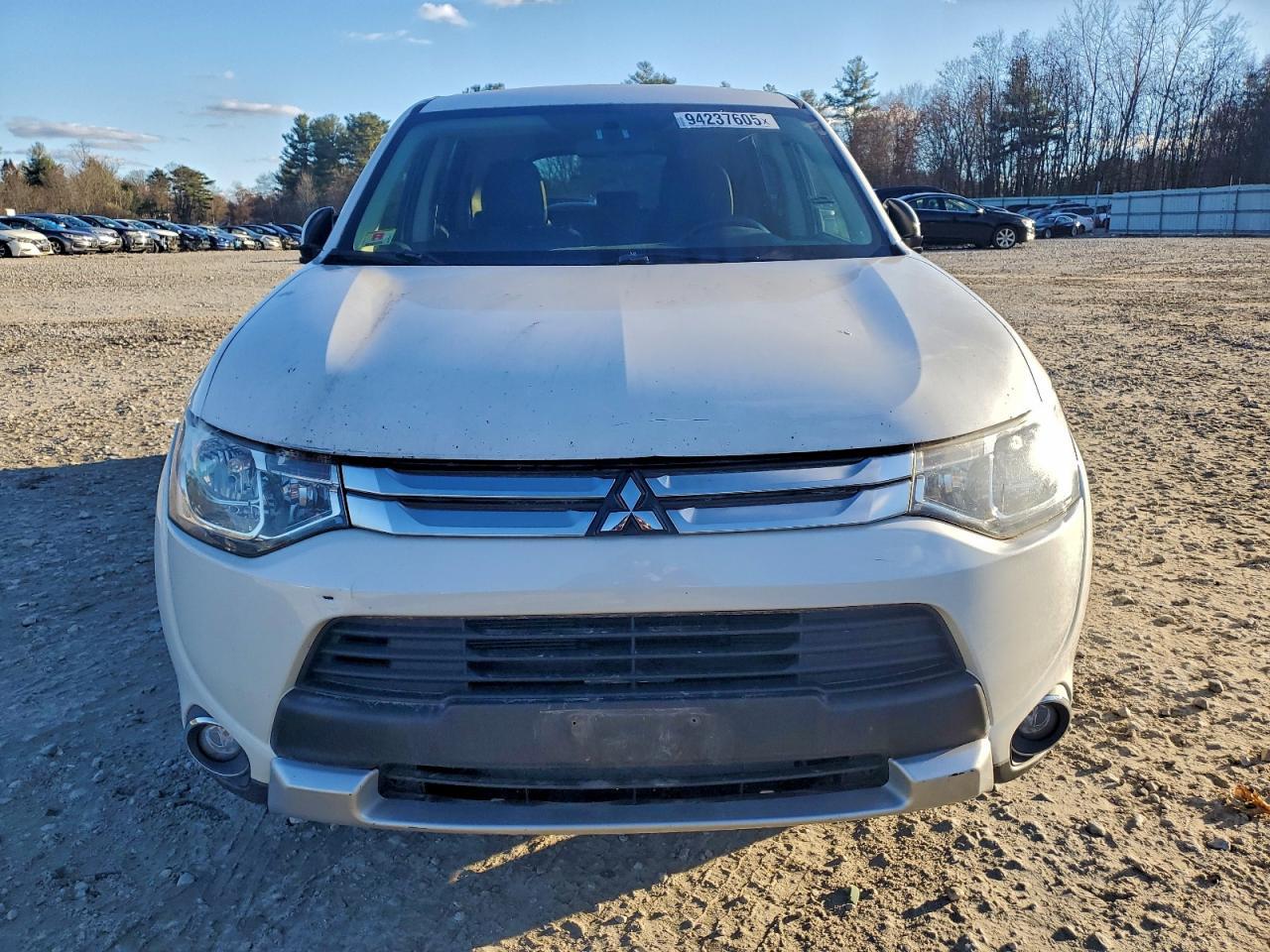 2015 Mitsubishi Outlander Se - Фото 5