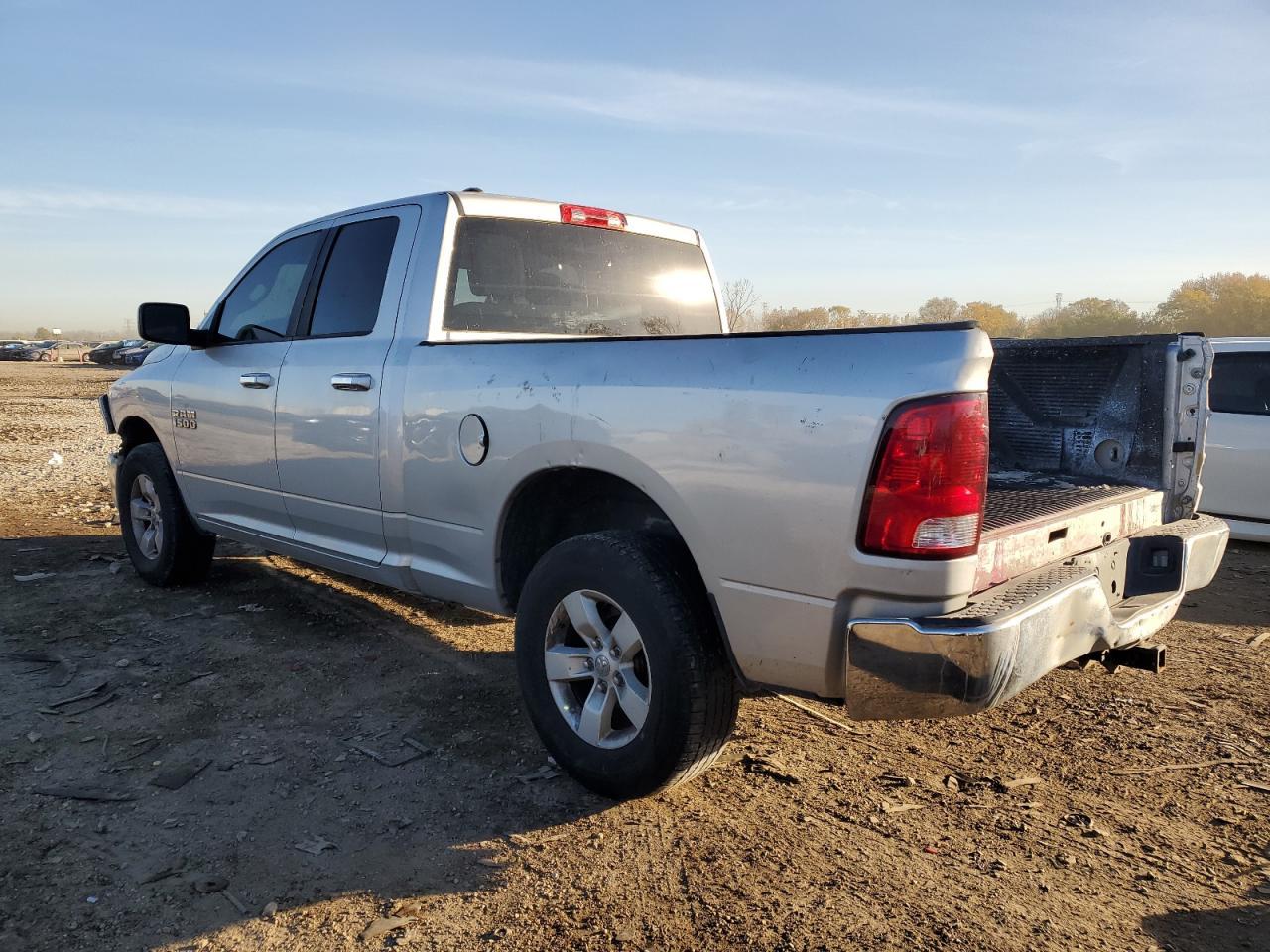 2018 Ram 1500 Slt - Фото 2