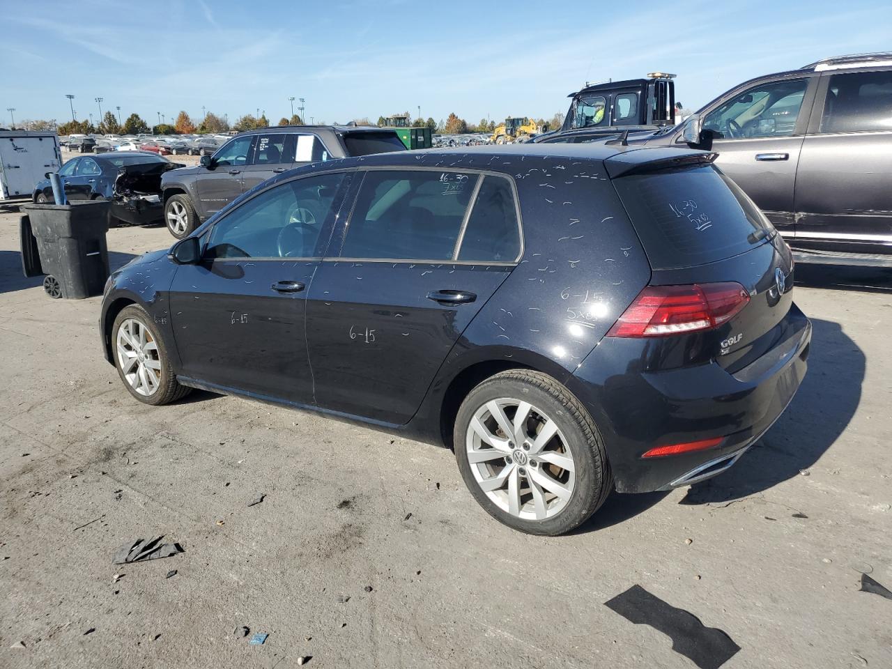 2019 Volkswagen Golf S - Фото 2