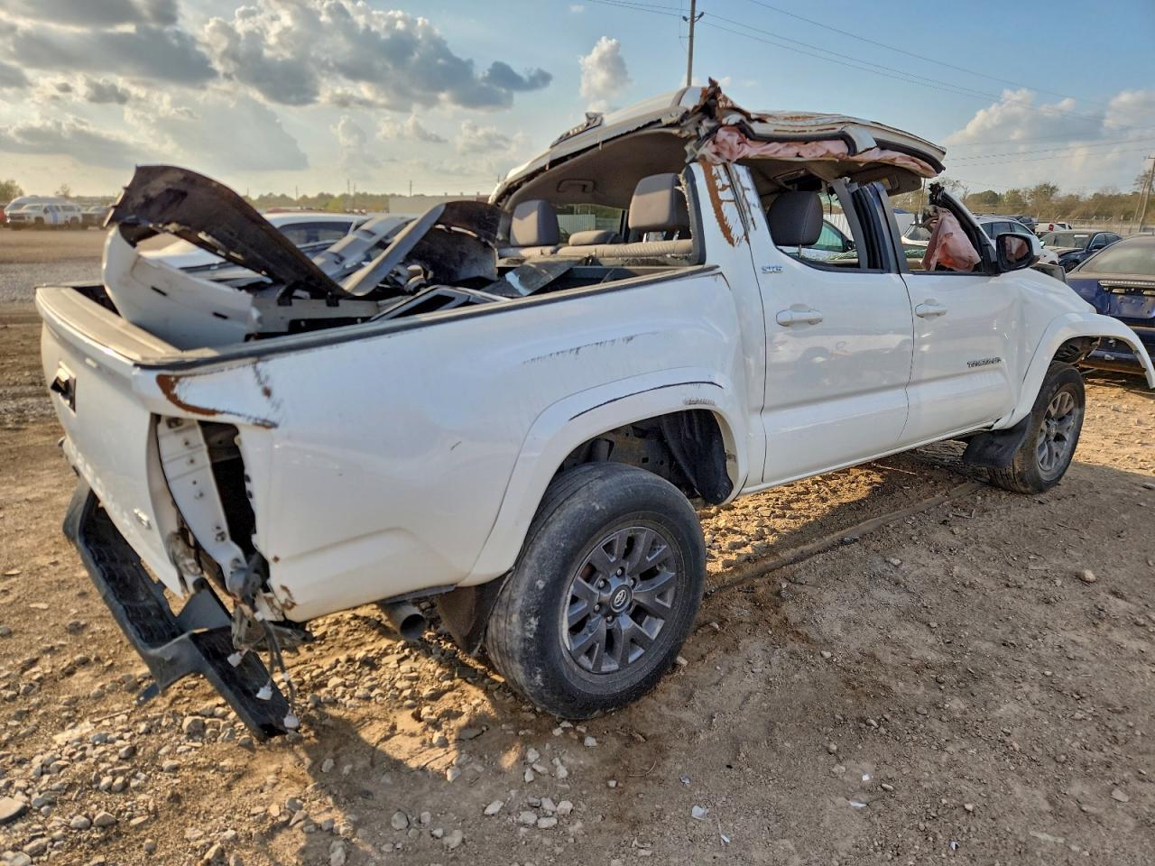 2023 Toyota Tacoma Double Cab - Фото 3