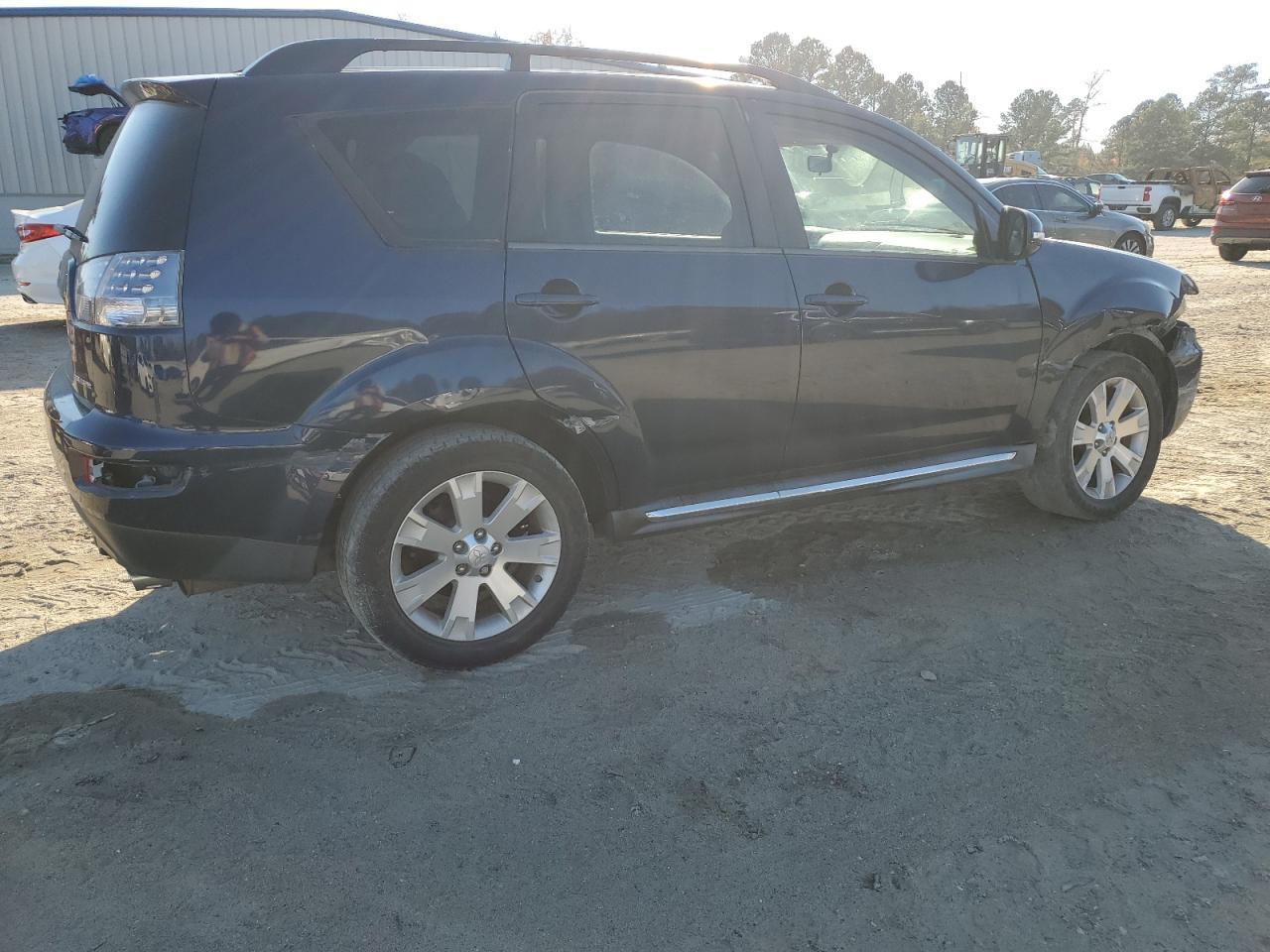 2011 Mitsubishi Outlander Se - Фото 3