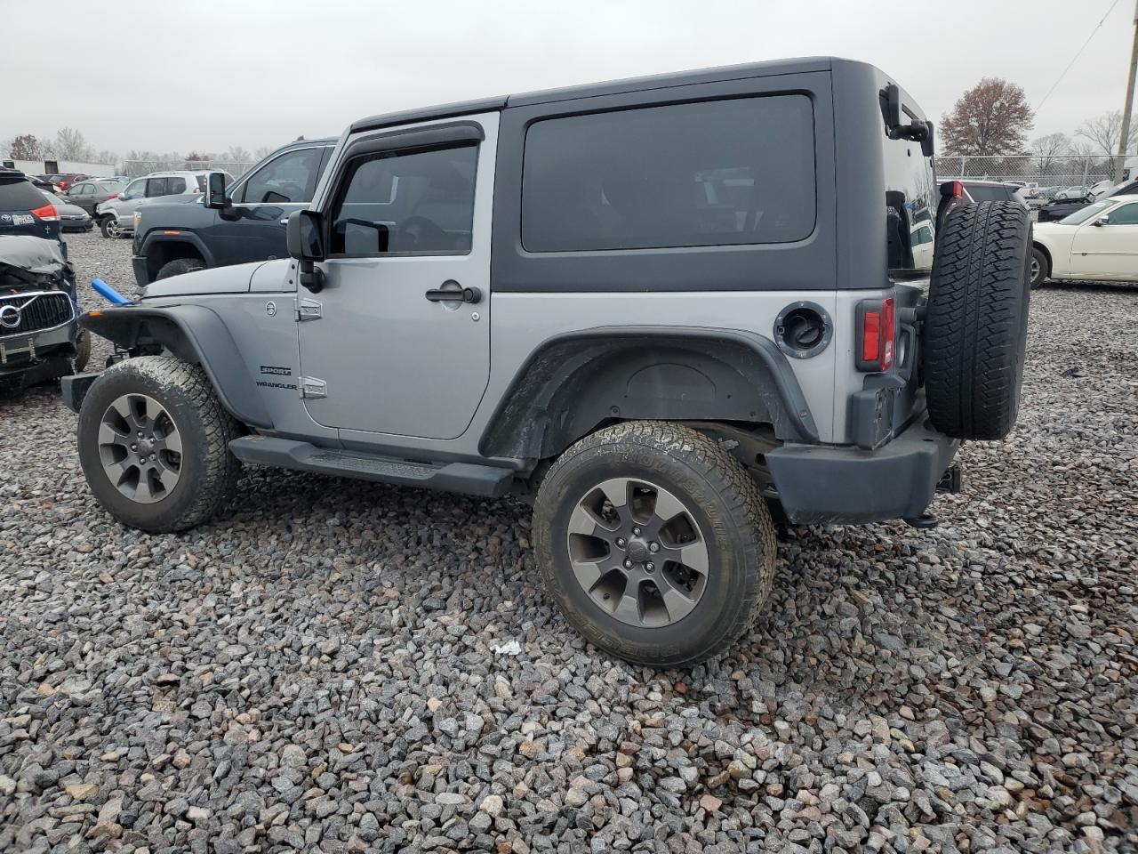 2013 Jeep Wrangler Sport - Фото 2