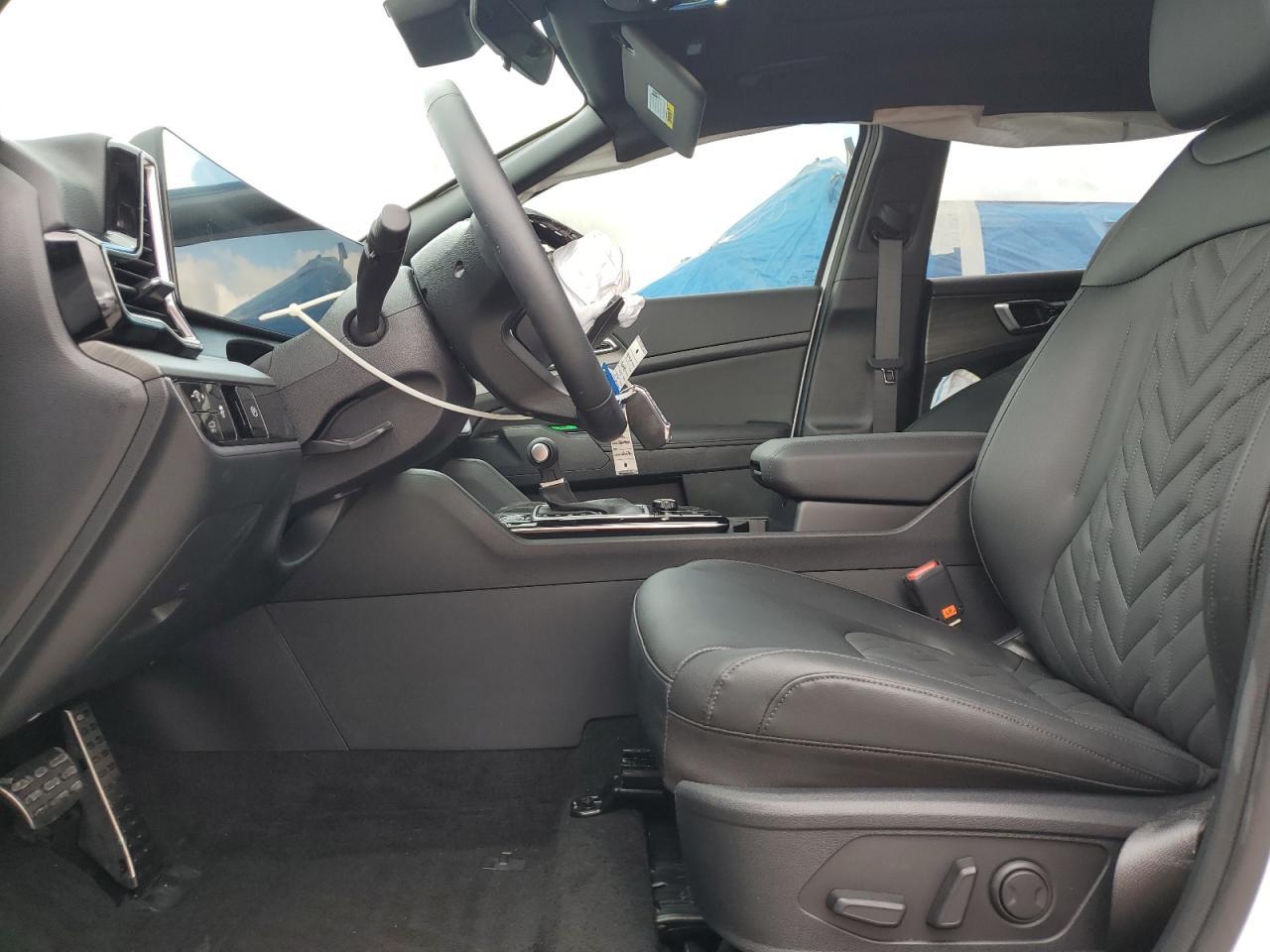 2025 Kia Sportage X-Pro Prestige - Image 7