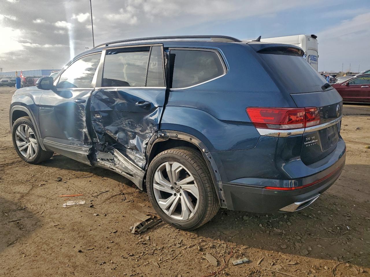 2021 Volkswagen Atlas Se - Фото 2