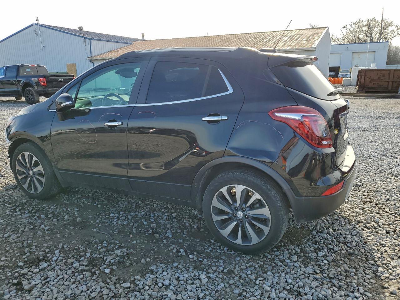 2019 Buick Encore Essence - Фото 2