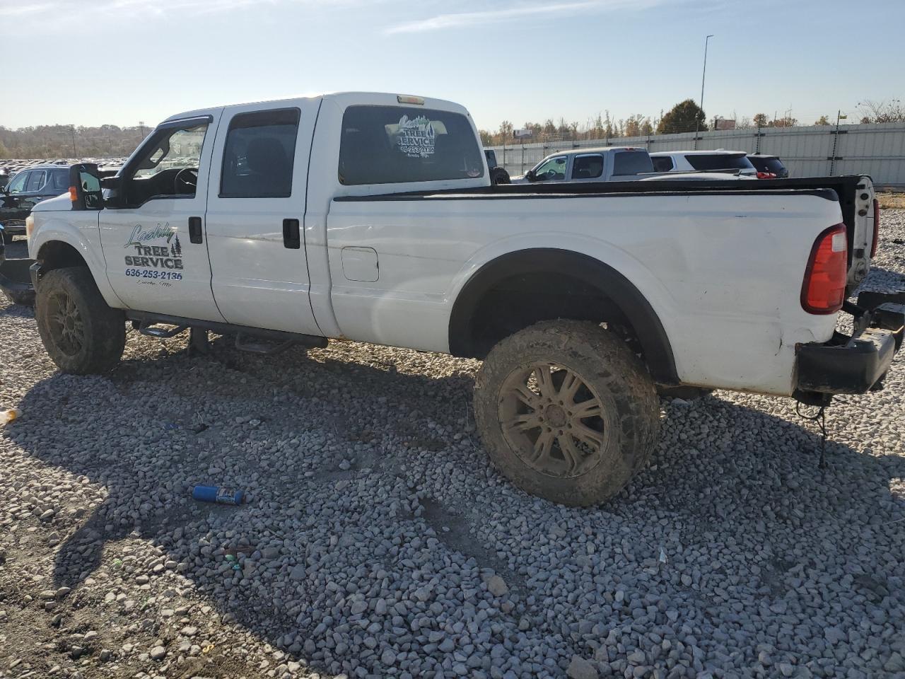 2015 Ford F350 Super Duty - Фото 2