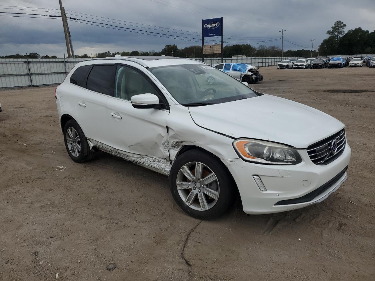 2016 Volvo Xc60 T6 Platinum - Image 4