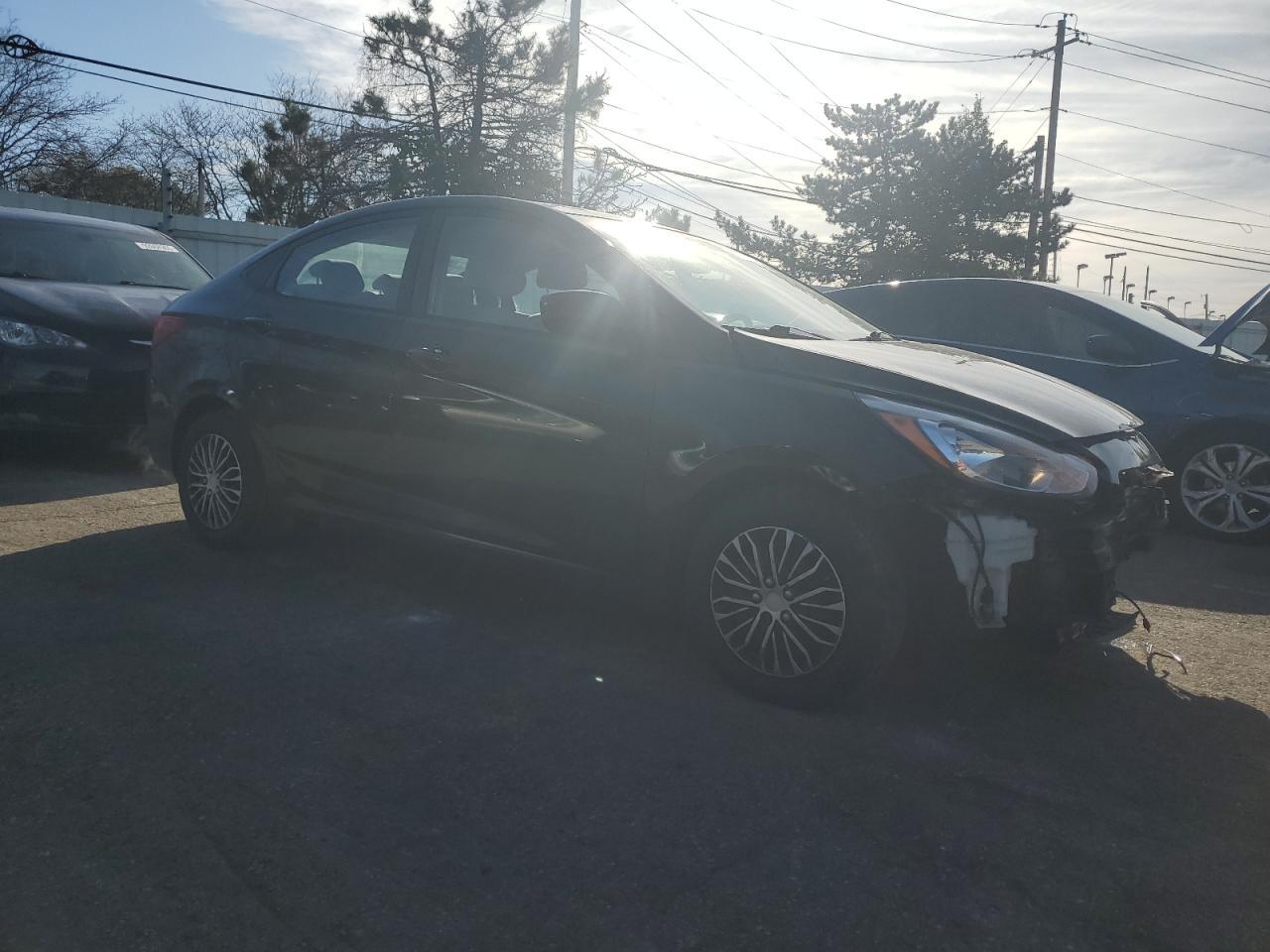 2017 Hyundai Accent Se - Фото 4