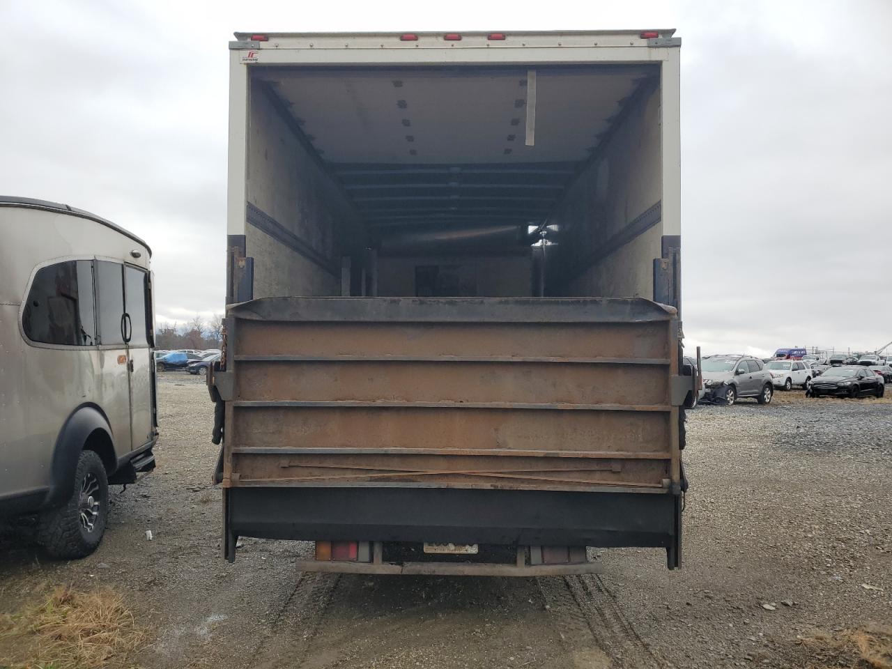 2013 Isuzu Npr Hd Box Truck - Фото 6