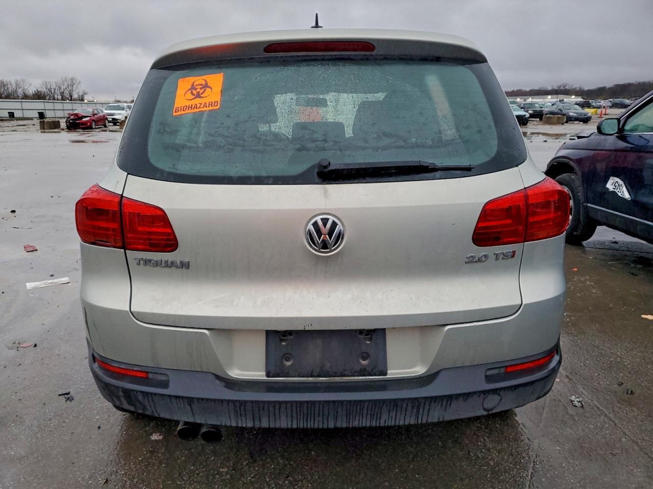 2014 Volkswagen Tiguan S - Image 6