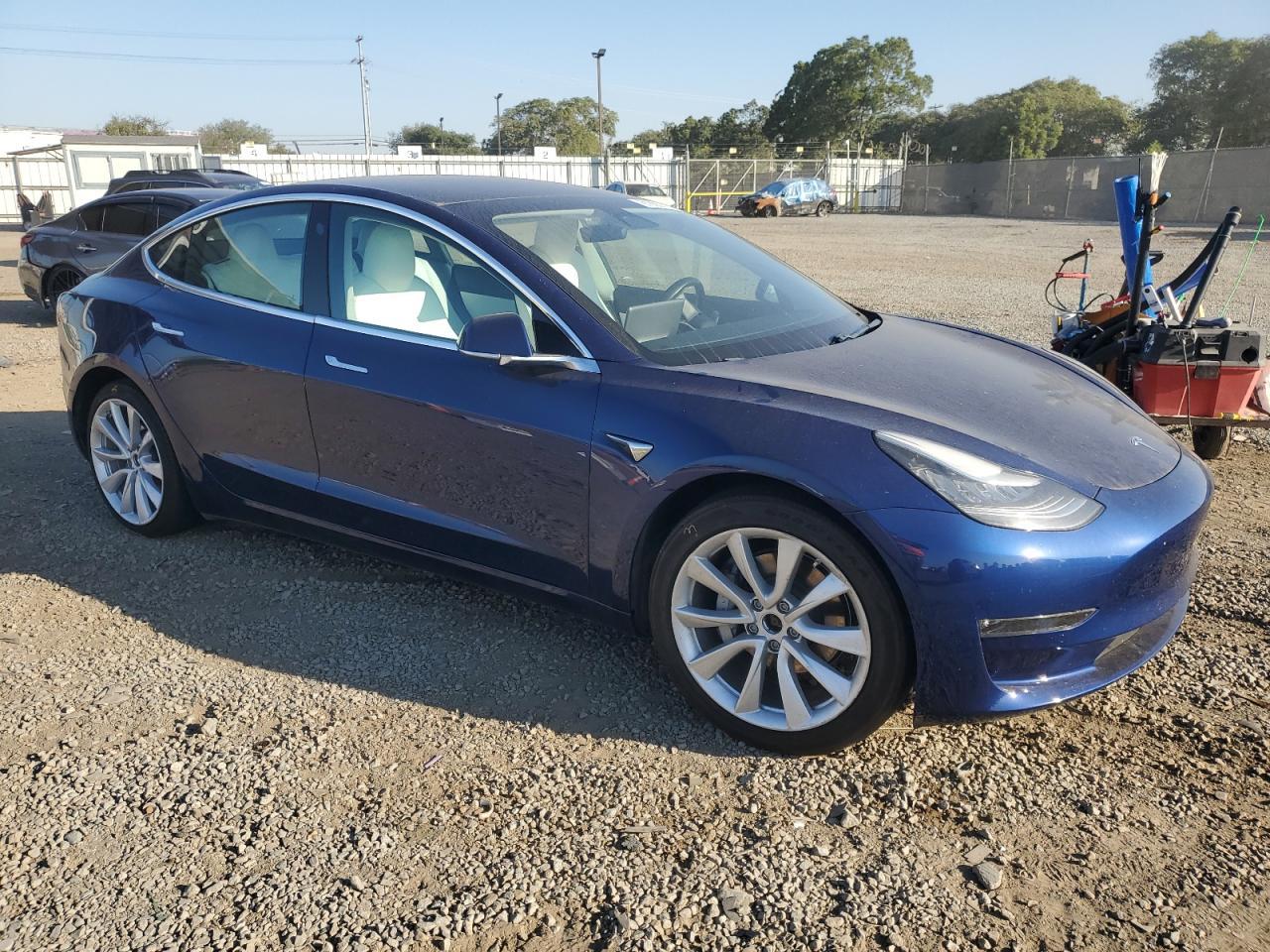 2018 Tesla Model 3 - Image 4