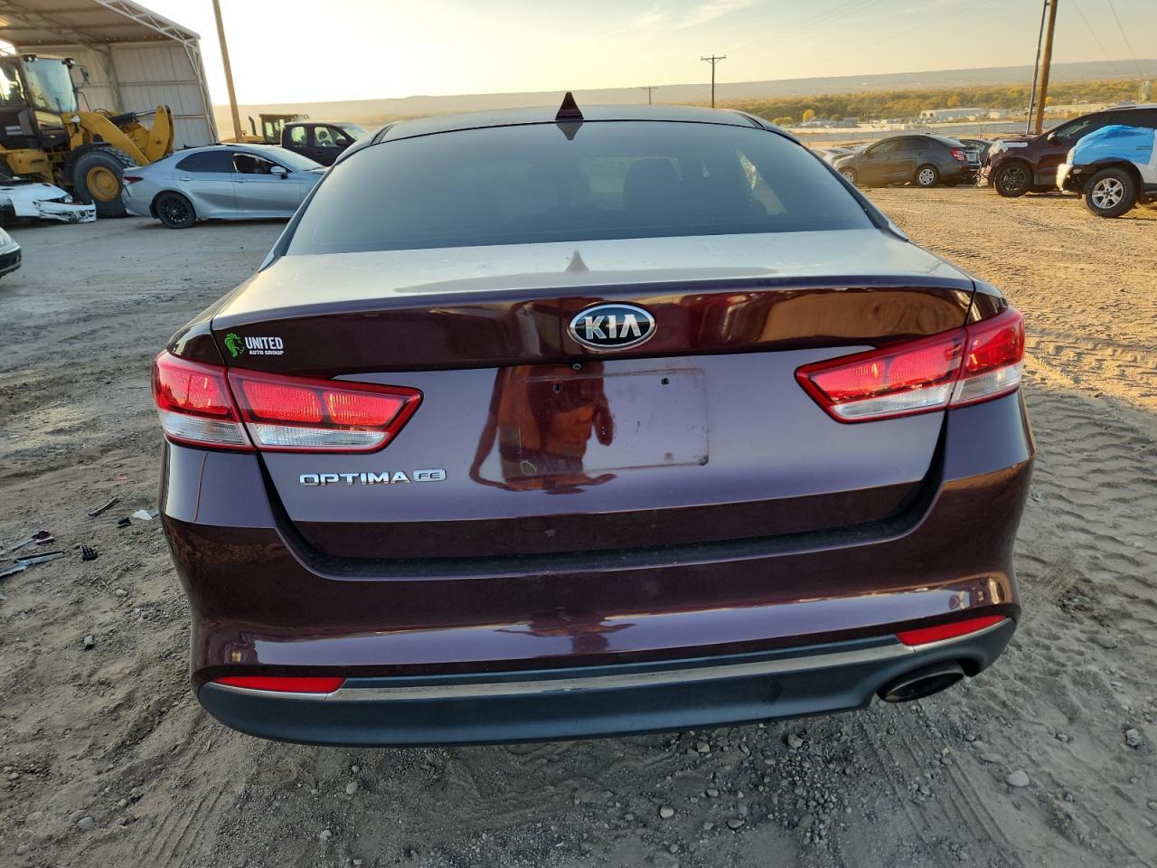 2017 Kia Optima Lx - Фото 6