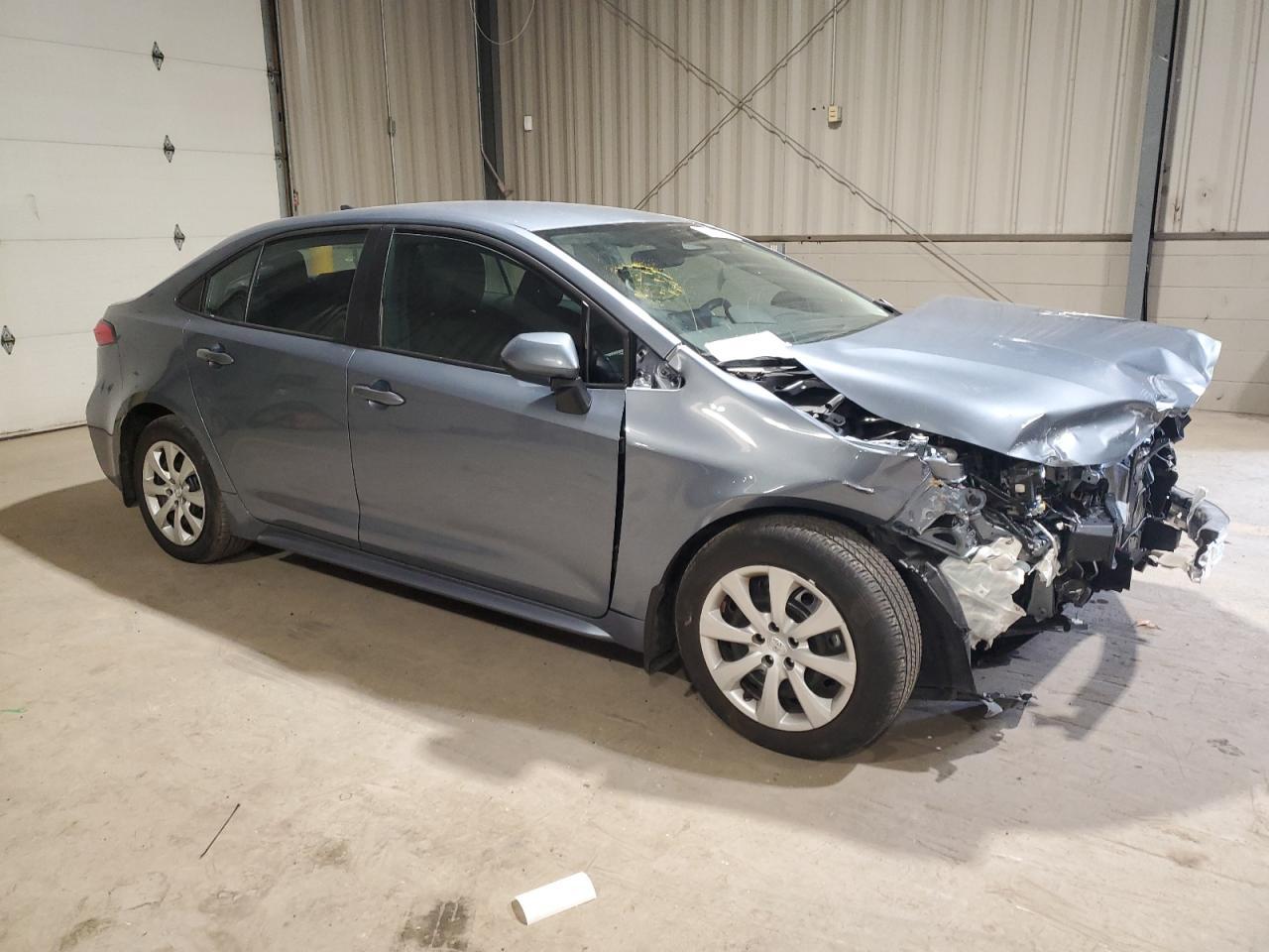 2025 Toyota Corolla Le - Фото 4
