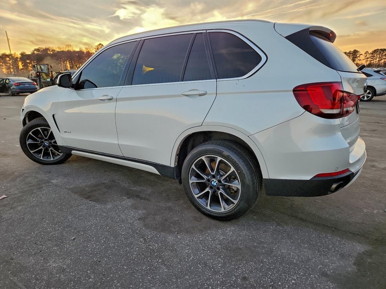 2017 BMW X5 Sdrive35I - Фото 2
