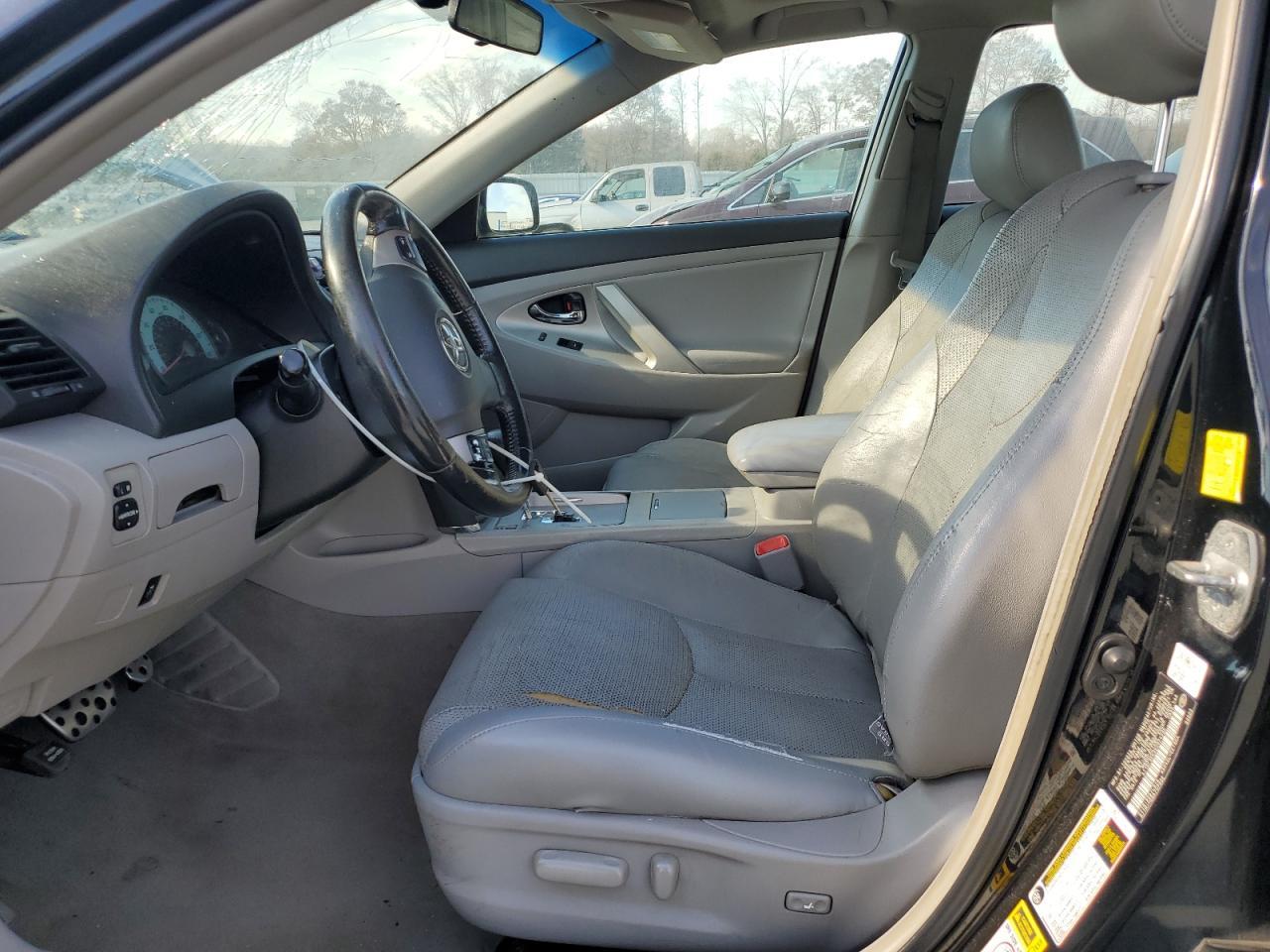 2011 Toyota Camry Base - Фото 7