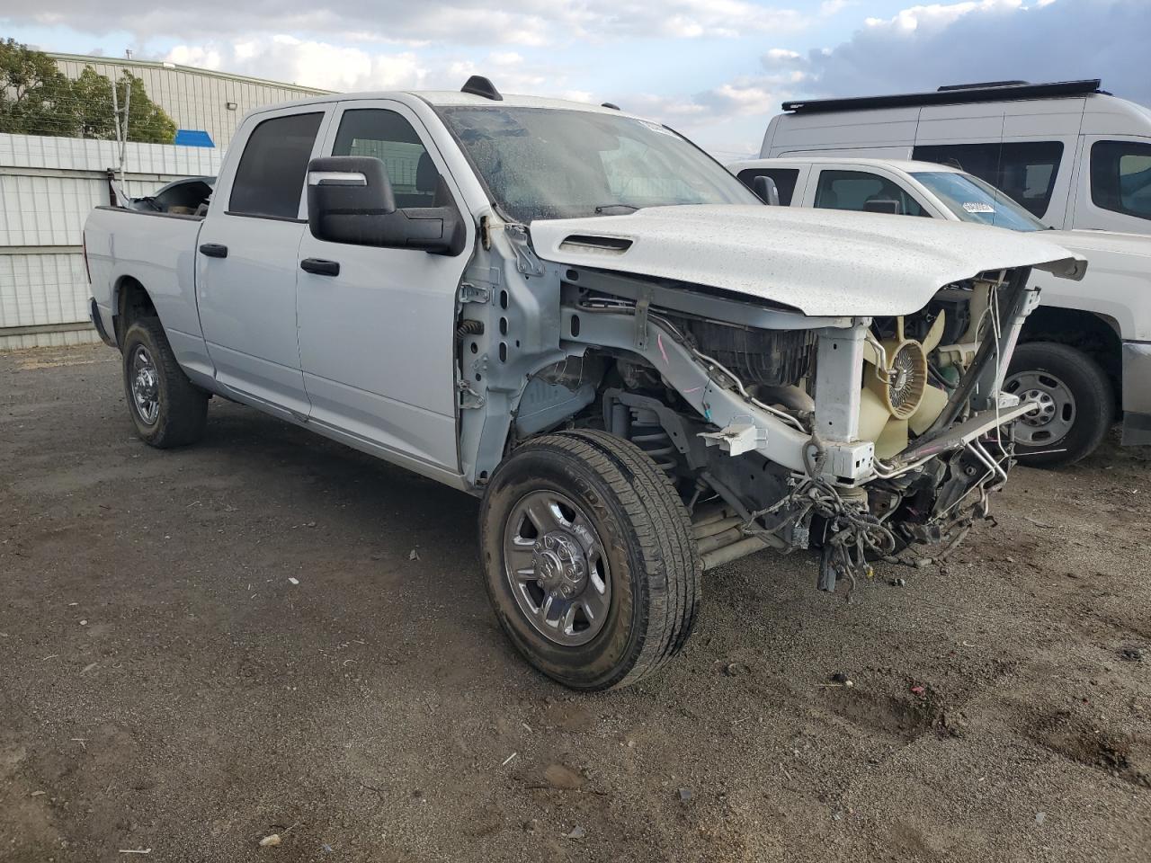 2023 Ram 2500 Tradesman - Image 4