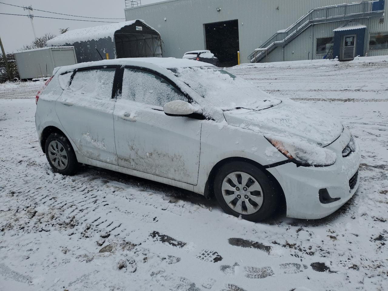 2017 Hyundai Accent Se - Фото 4
