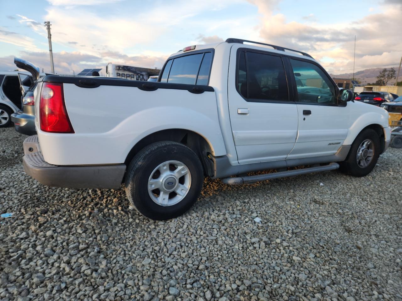 2001 Ford Explorer Sport Trac - Фото 3