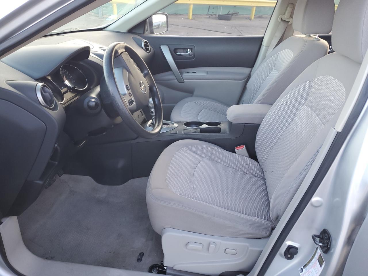 2013 Nissan Rogue S - Image 7