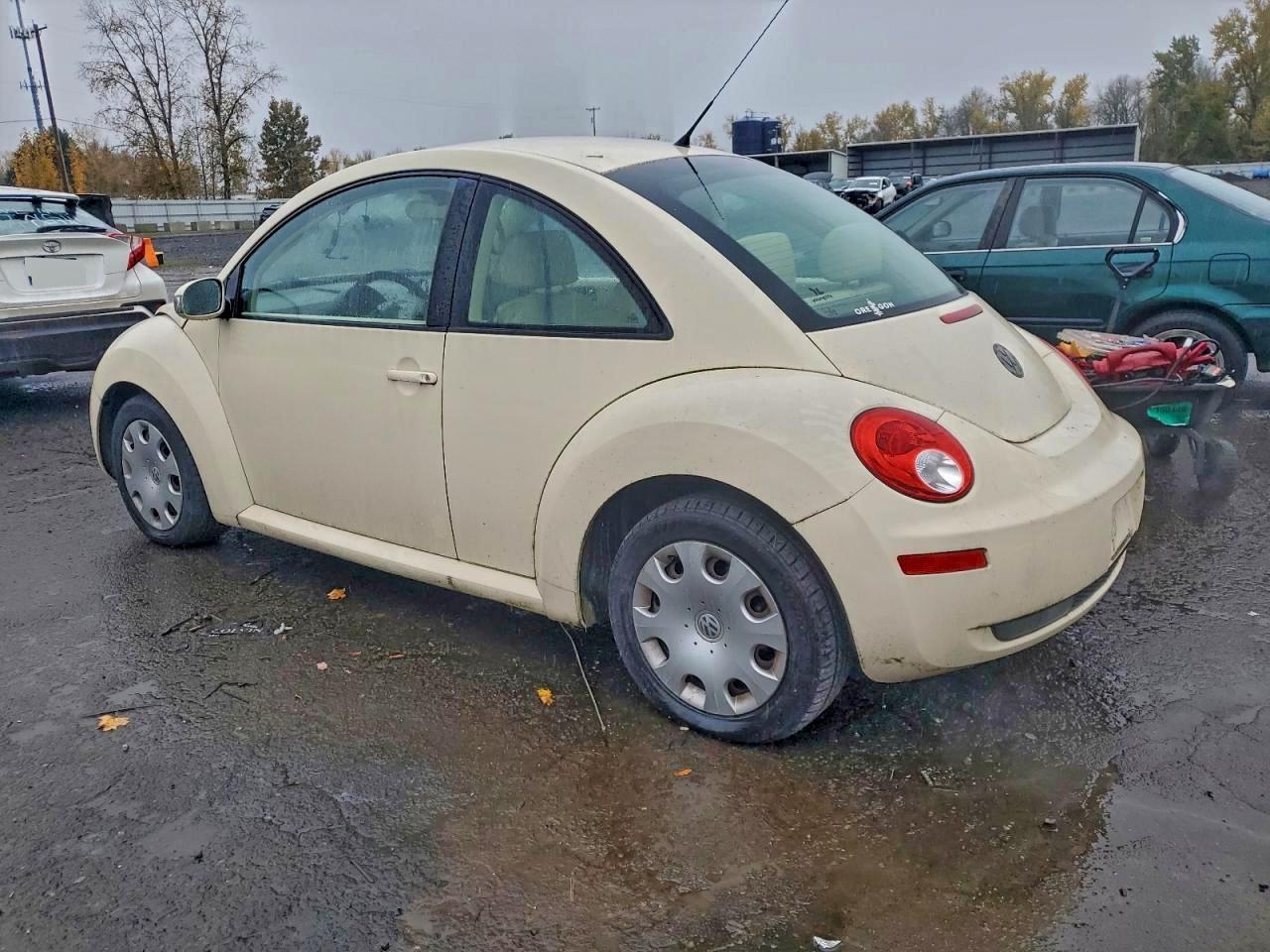 2007 Volkswagen New Beetle 2.5L - Image 2