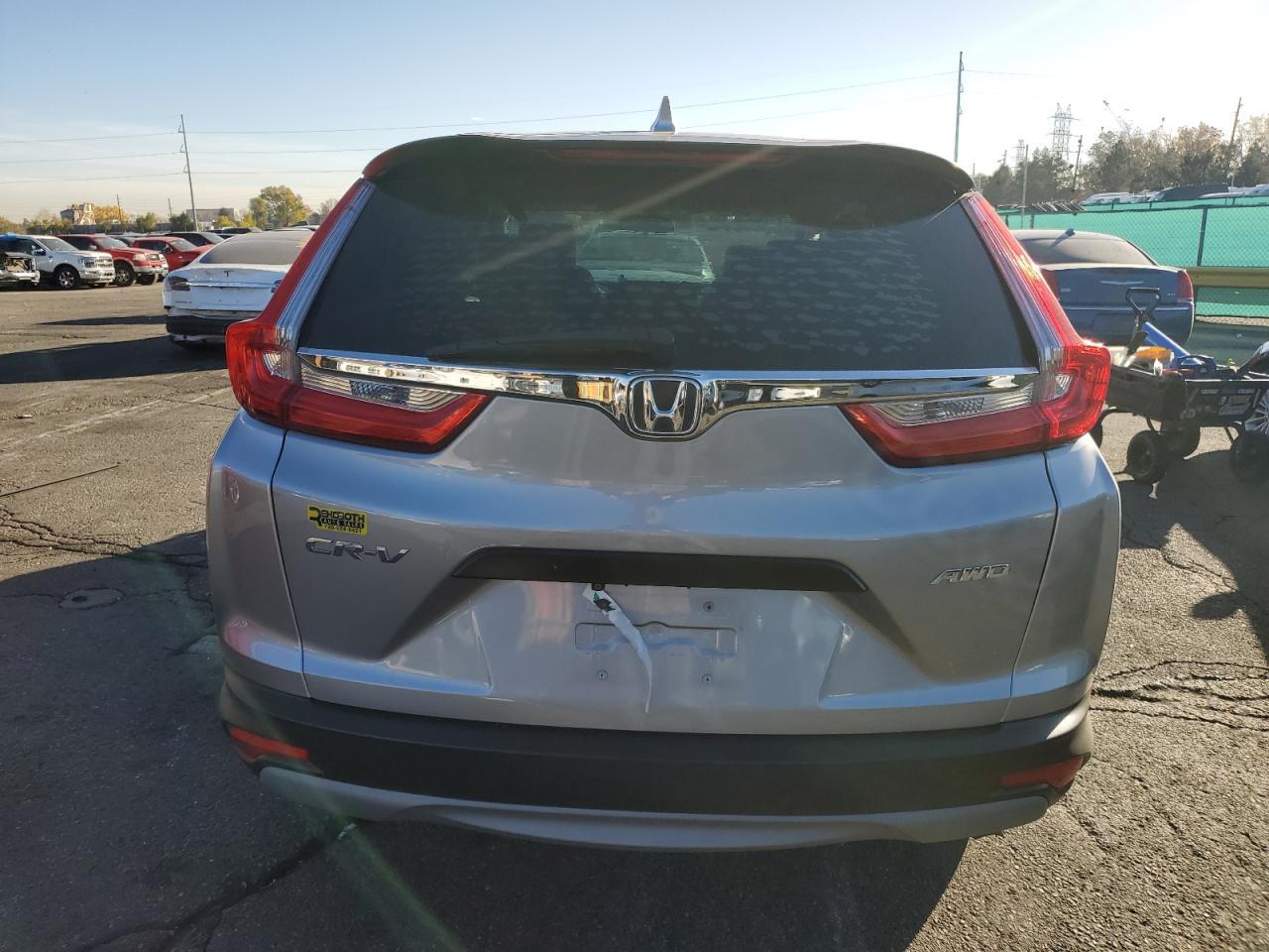 2017 Honda Cr-V Lx - Image 6