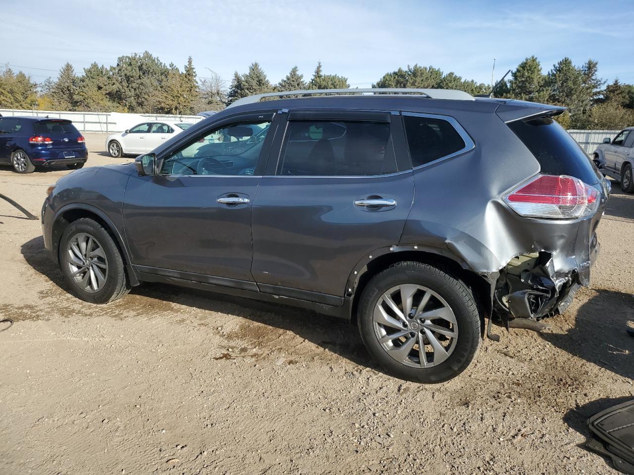 2015 Nissan Rogue S - Фото 2