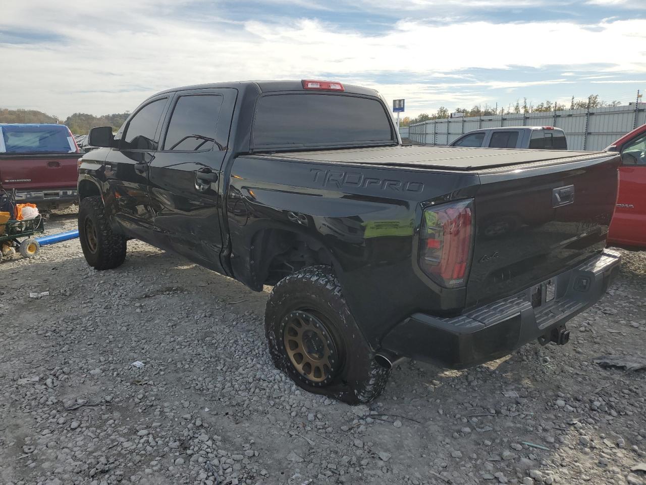 2015 Toyota Tundra - Image 2