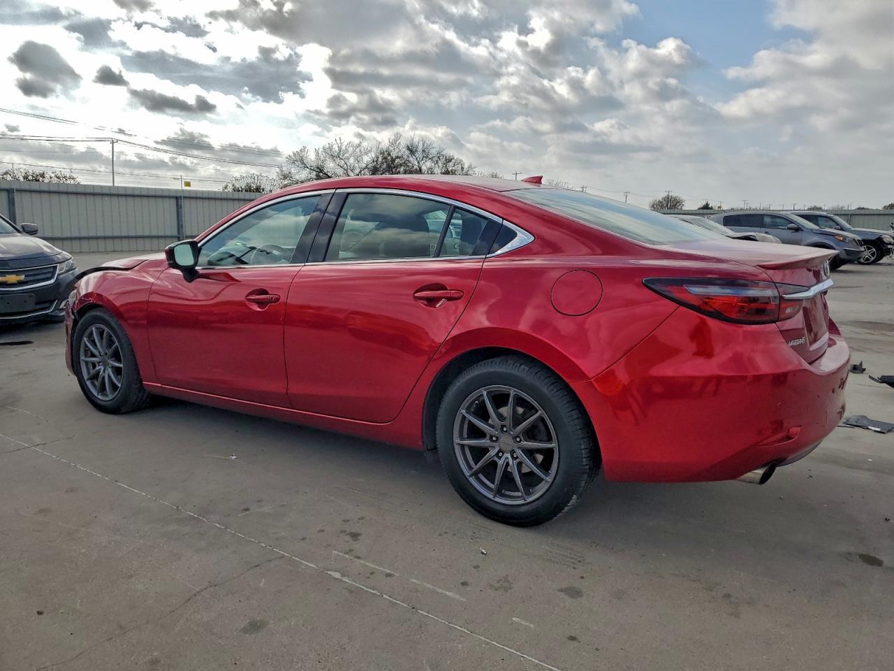 2018 Mazda 6 Signature - Image 2
